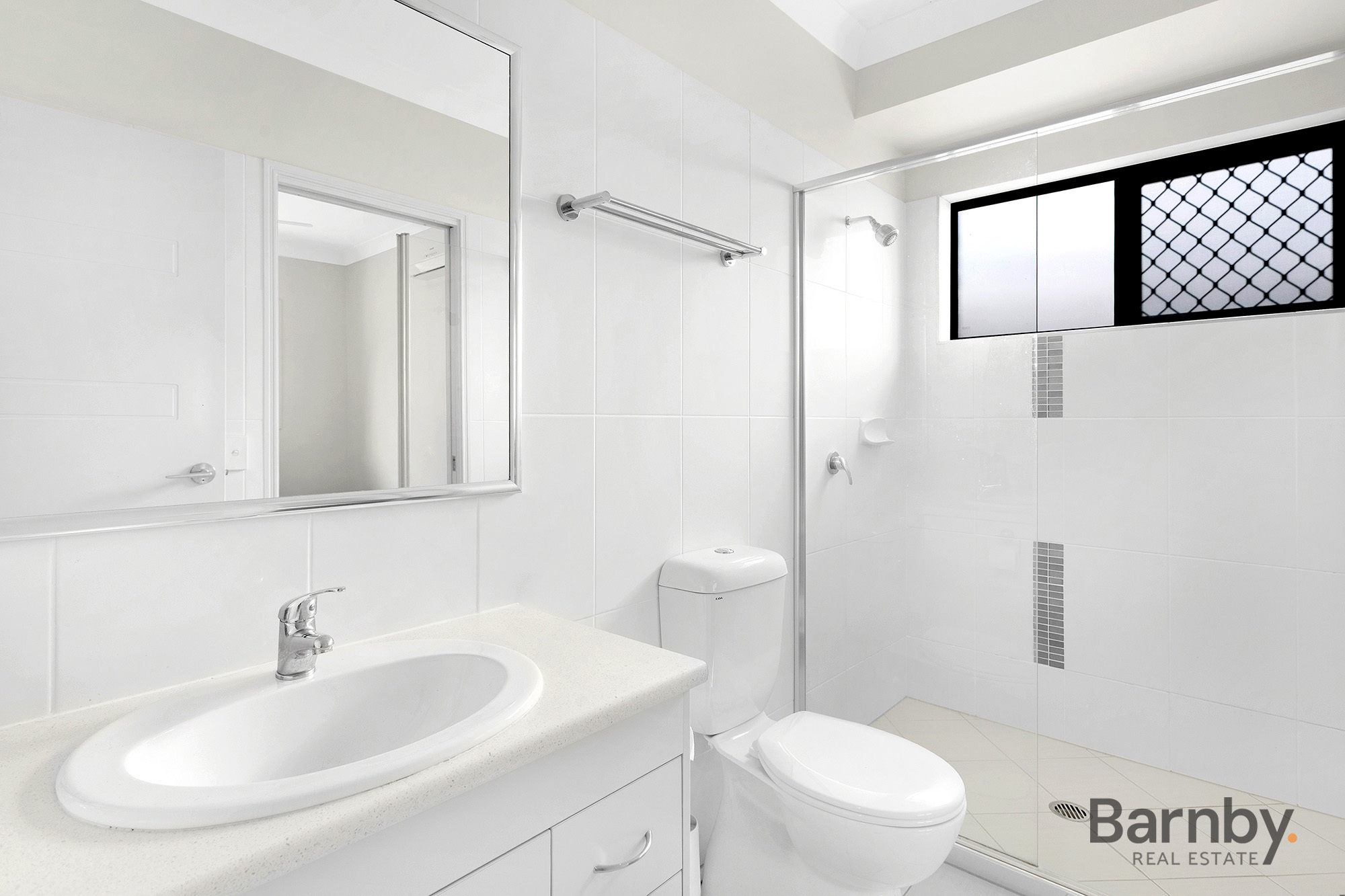 5-bedroom unit at 5 Esther Place, Nambour, QLD 4560, Sunshine Coast, Queensland