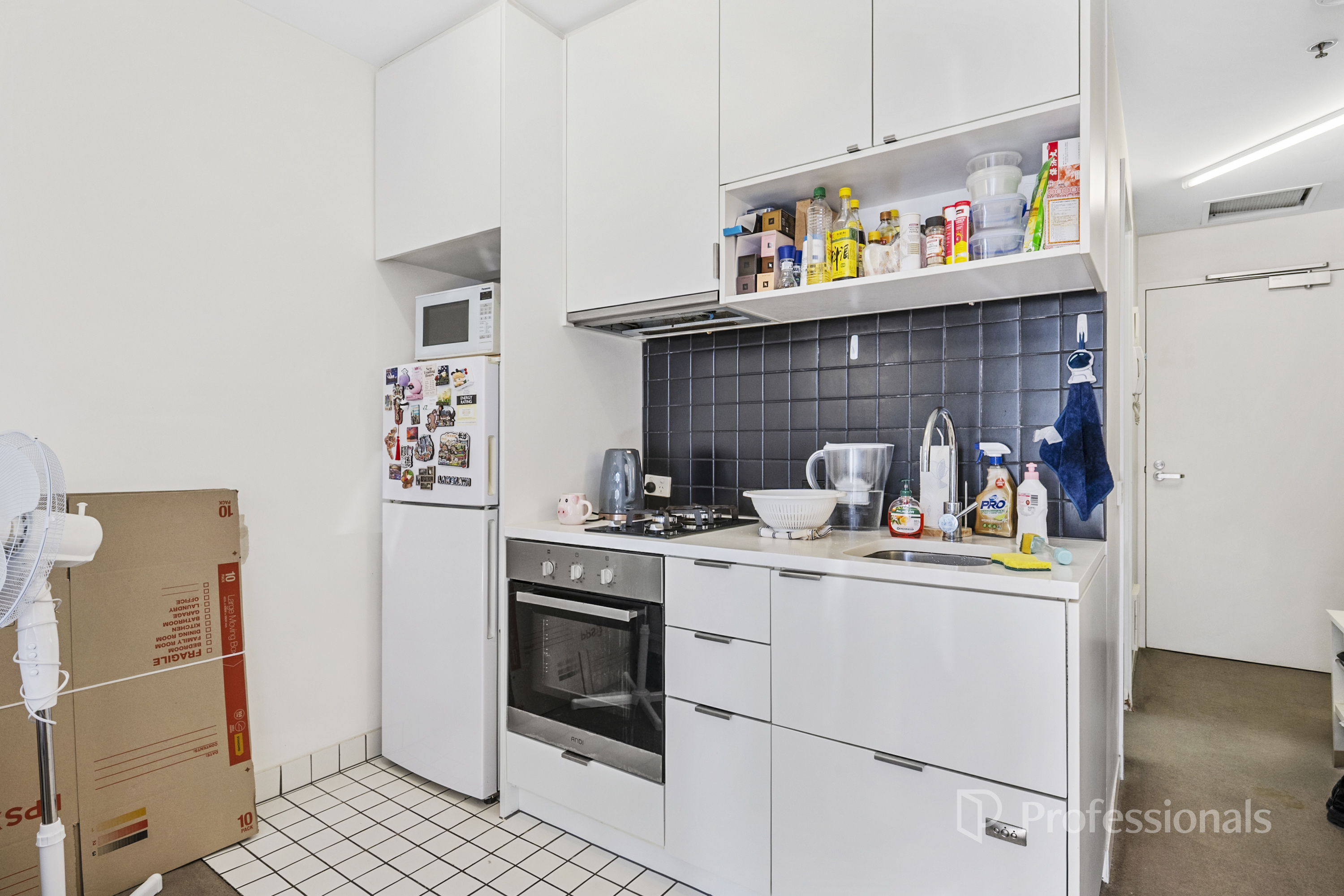 2-bedroom unit at 1301/31 A'Beckett Street, Melbourne, VIC 3000, Melbourne, Victoria