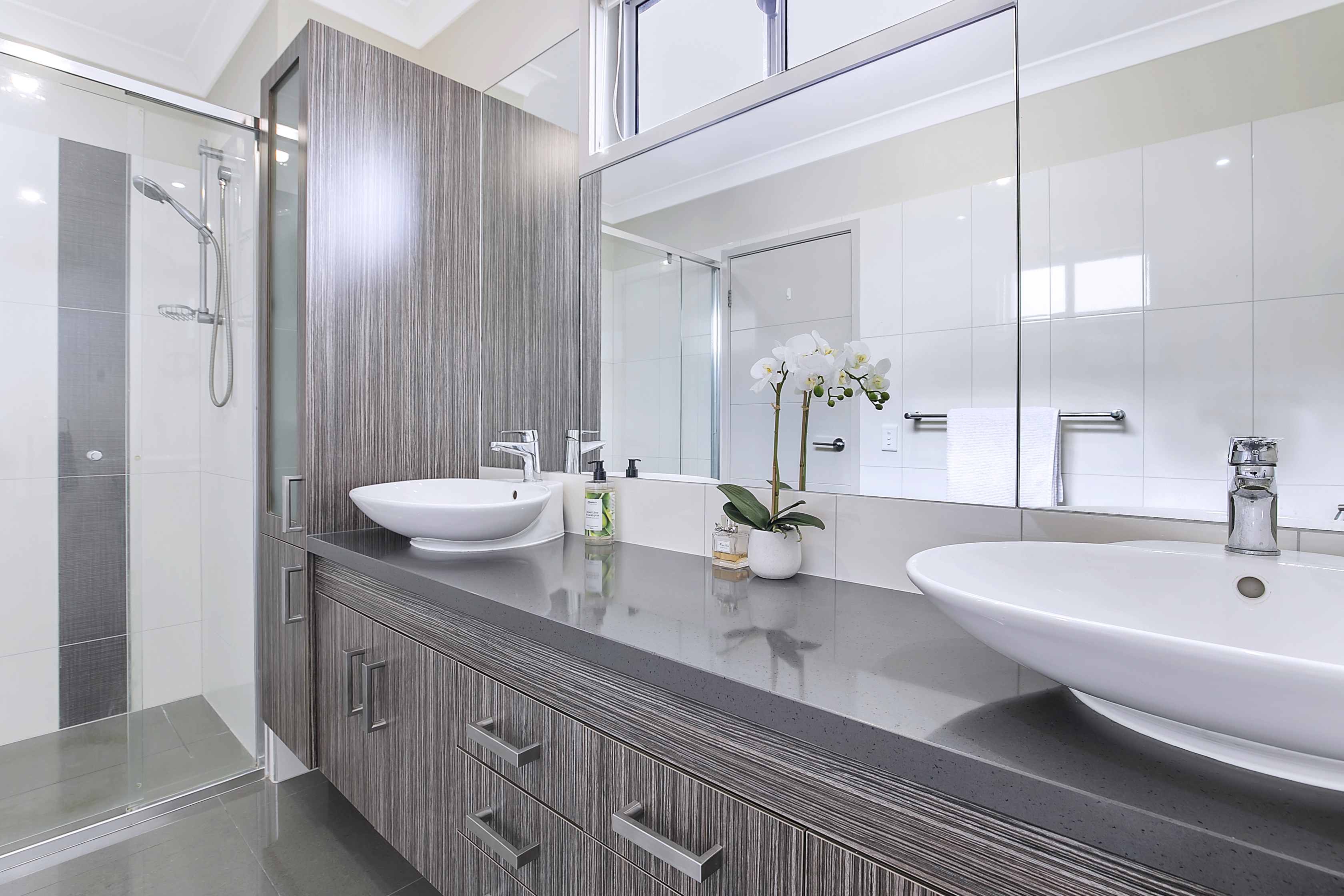 1/23 Cambridge Street, Carina Heights, QLD 4152 - Image 1