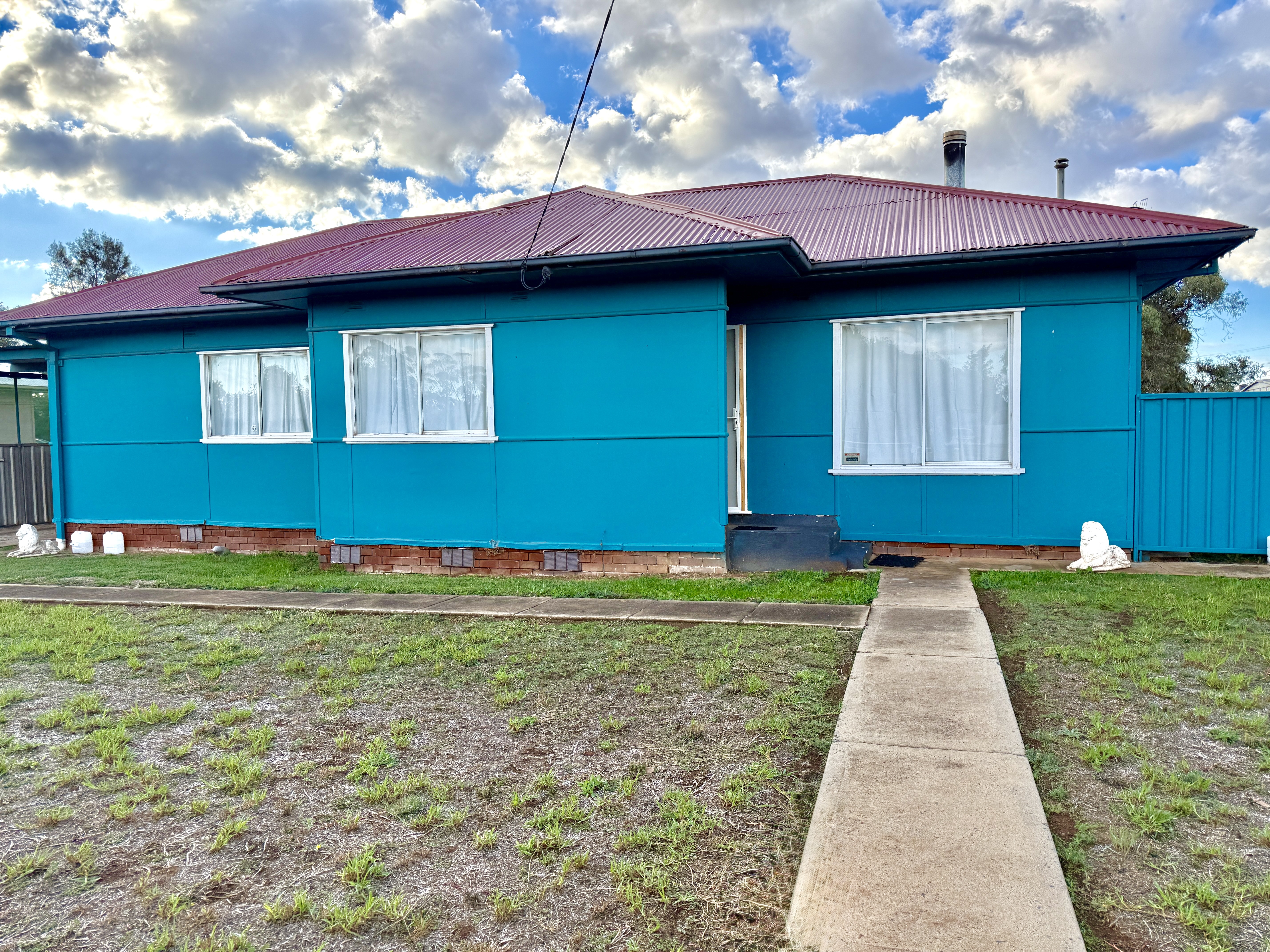 5 Alldis Street, Condobolin, NSW 2877 - Image 2