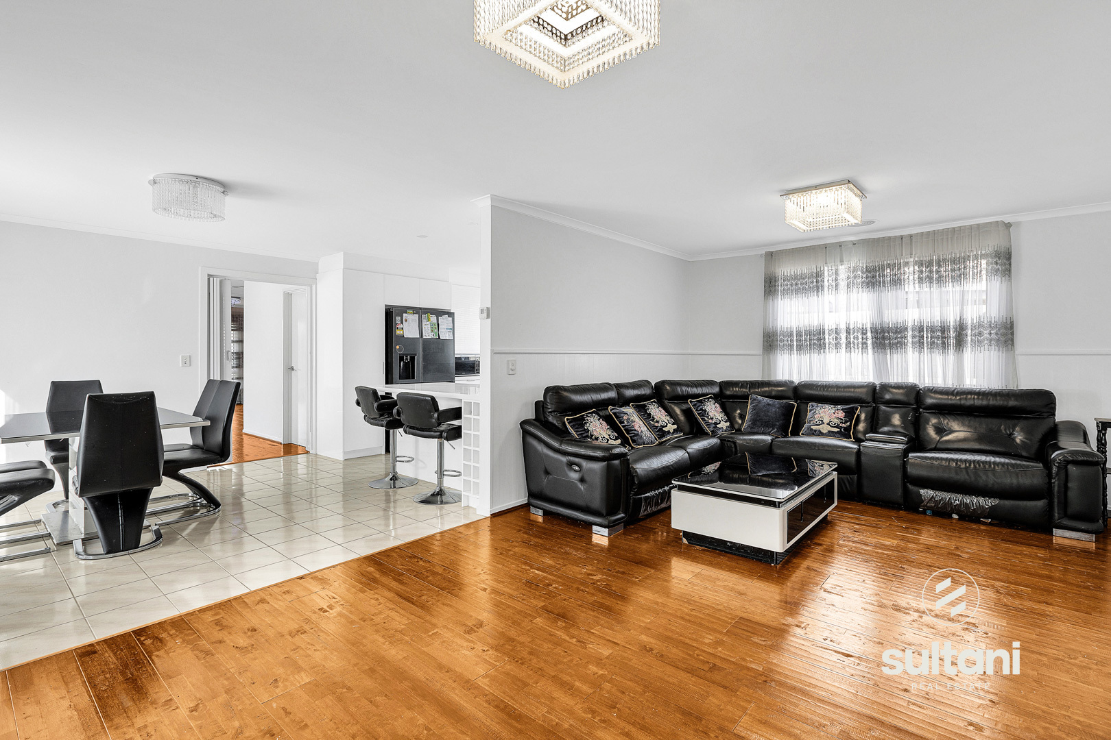 124 Courtenay Avenue, Cranbourne North, VIC 3977 - Image 4