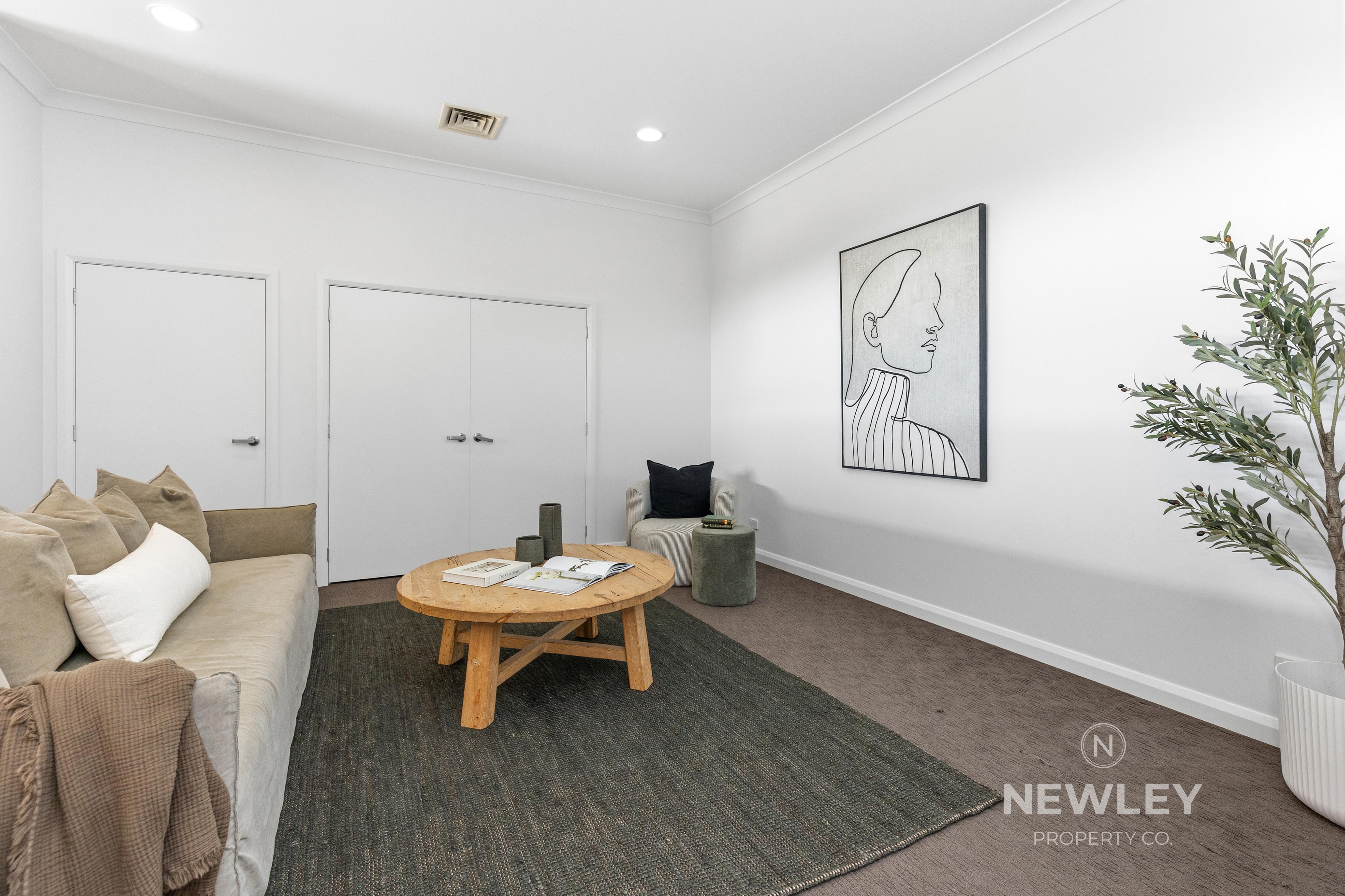 5-bedroom house at 11 Clifton Street, Bourkelands, NSW 2650, Wagga Wagga, New South Wales