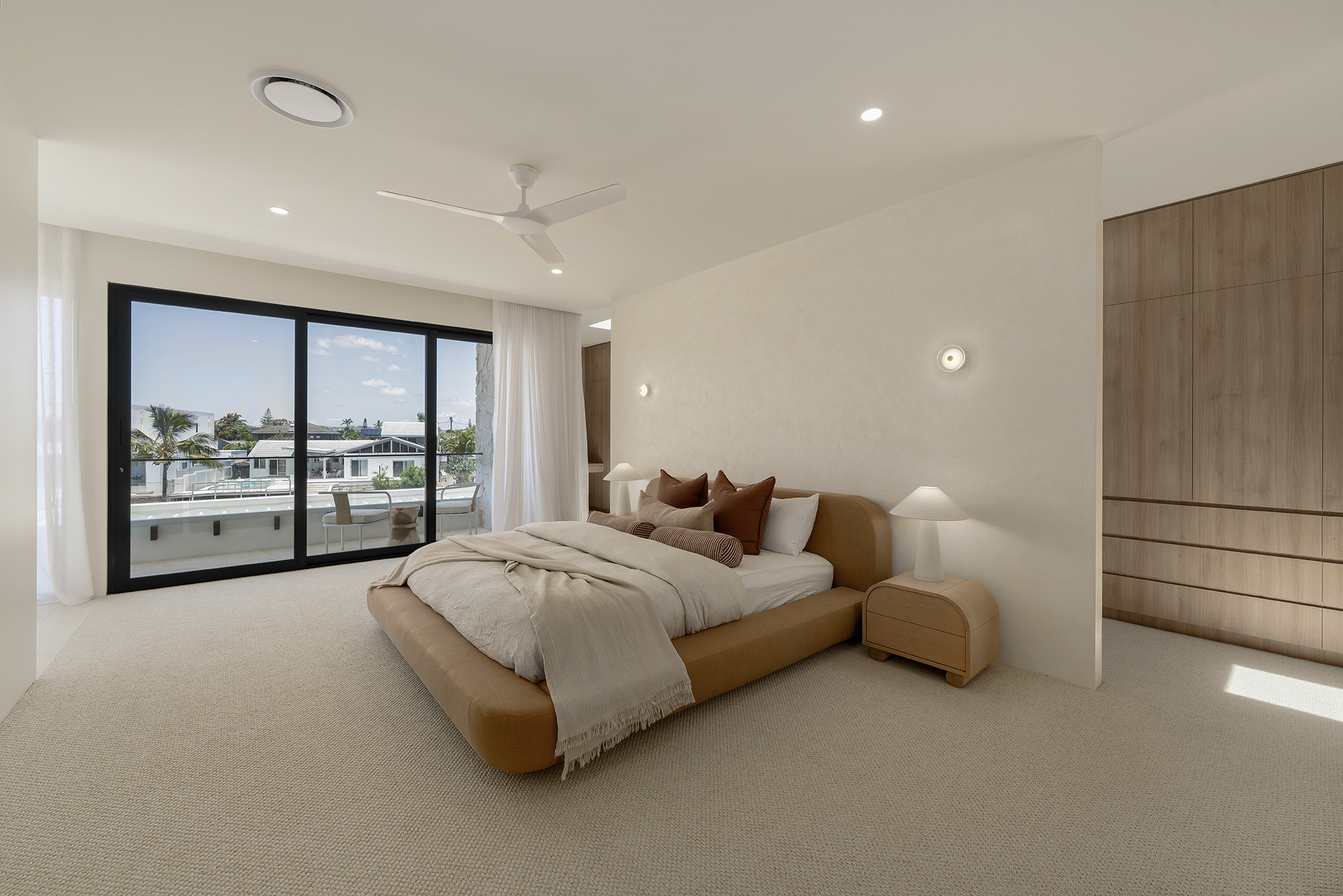 47 VATAKOULA PARADE, Mermaid Waters QLD 4218 - Image 7