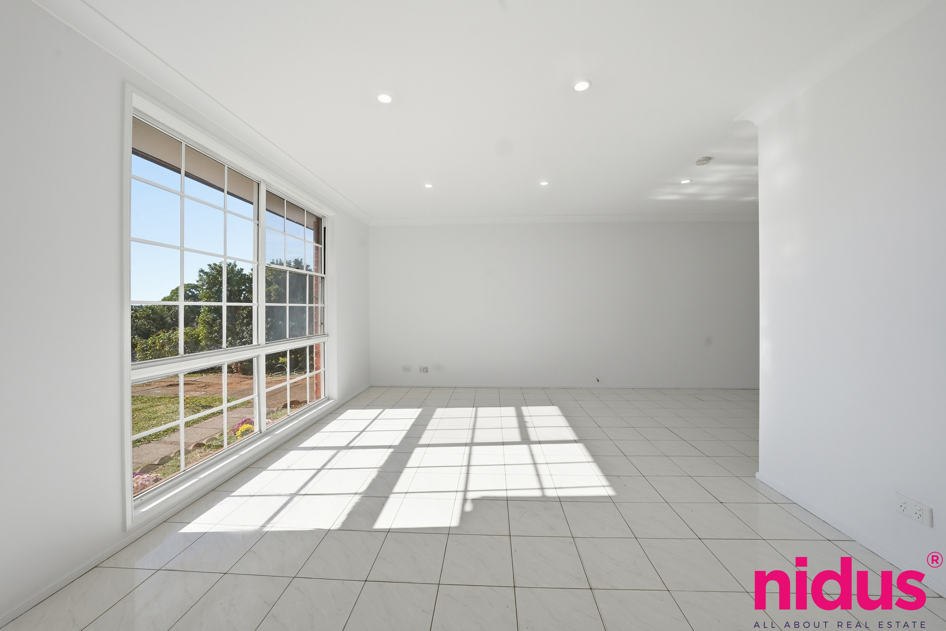 13 WARING CRESCENT, Plumpton NSW 2761 - Image 3