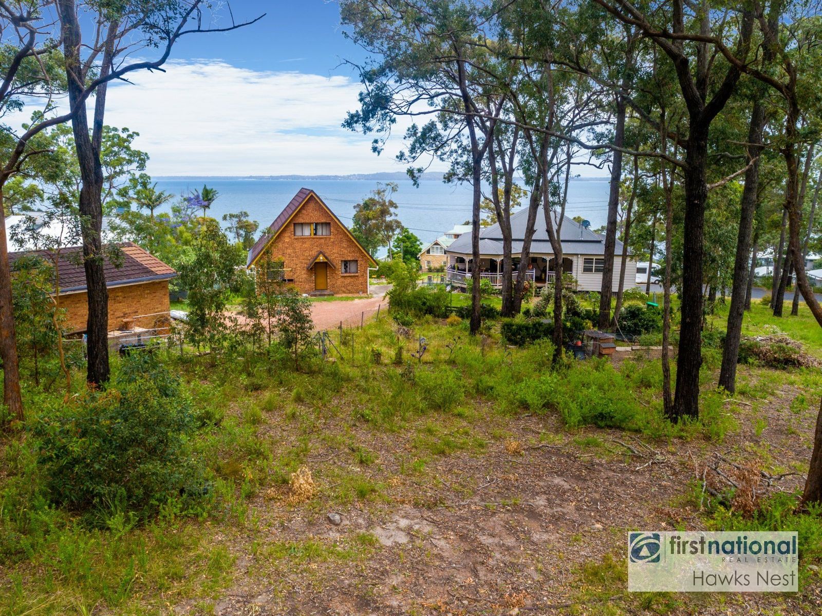 5-bedroom unit at 60-62 Promontory Way, North Arm Cove, NSW 2324, Mid-Coast, New South Wales