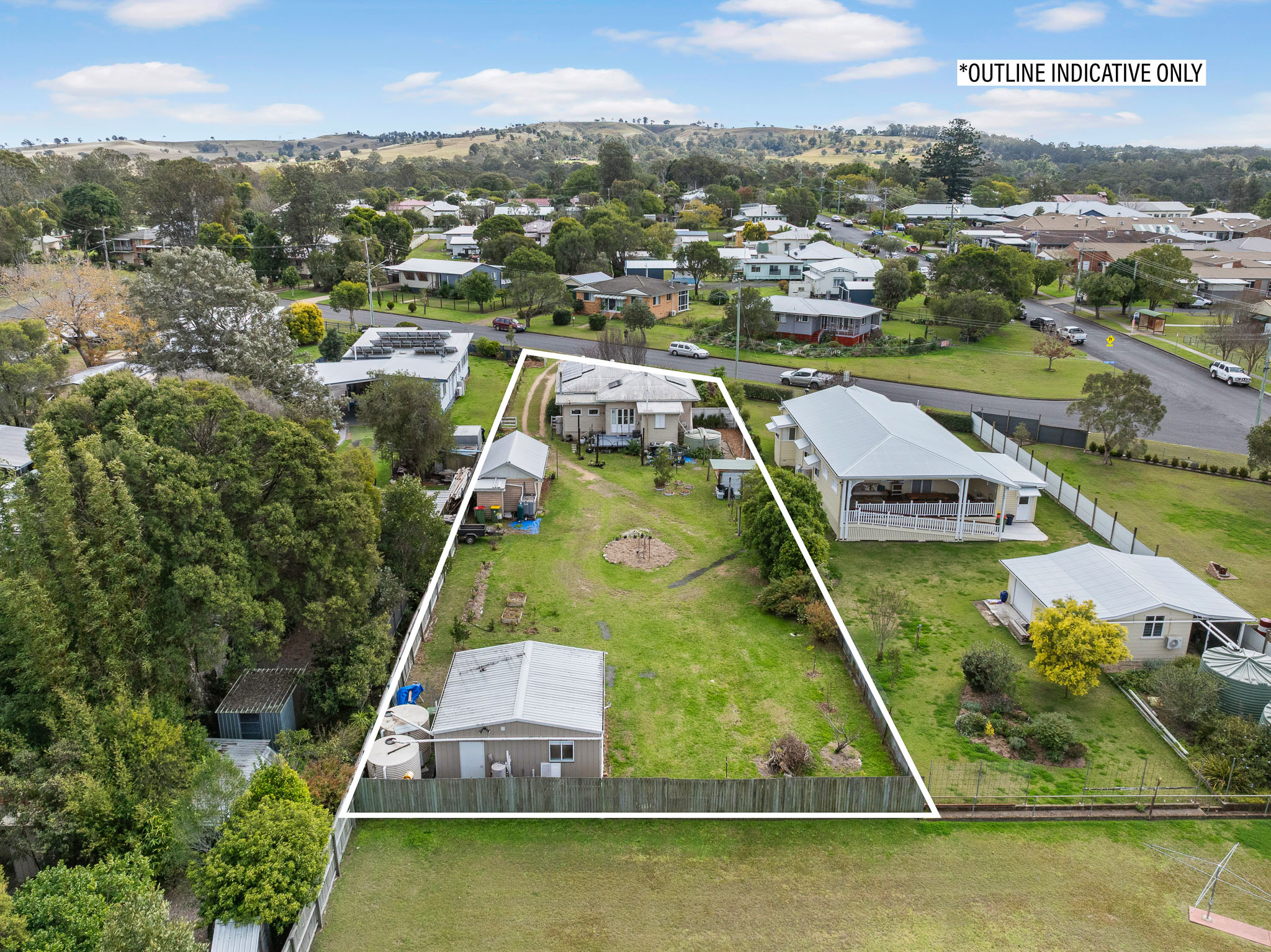 5 LALOR STREET, Crows Nest QLD 4355 - Image 2