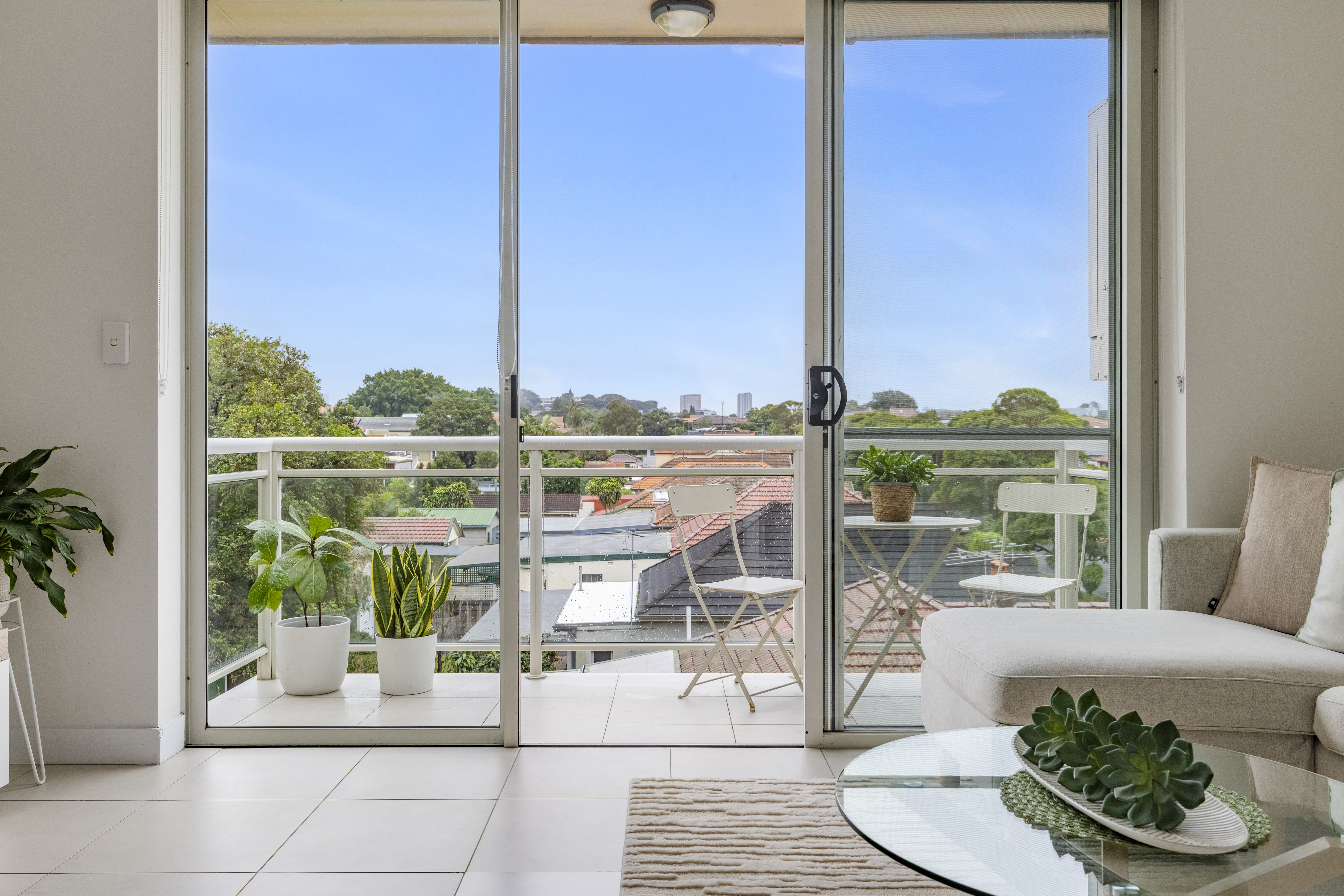 9 162-164 GARDENERS ROAD, KINGSFORD NSW 2032 - Image 2