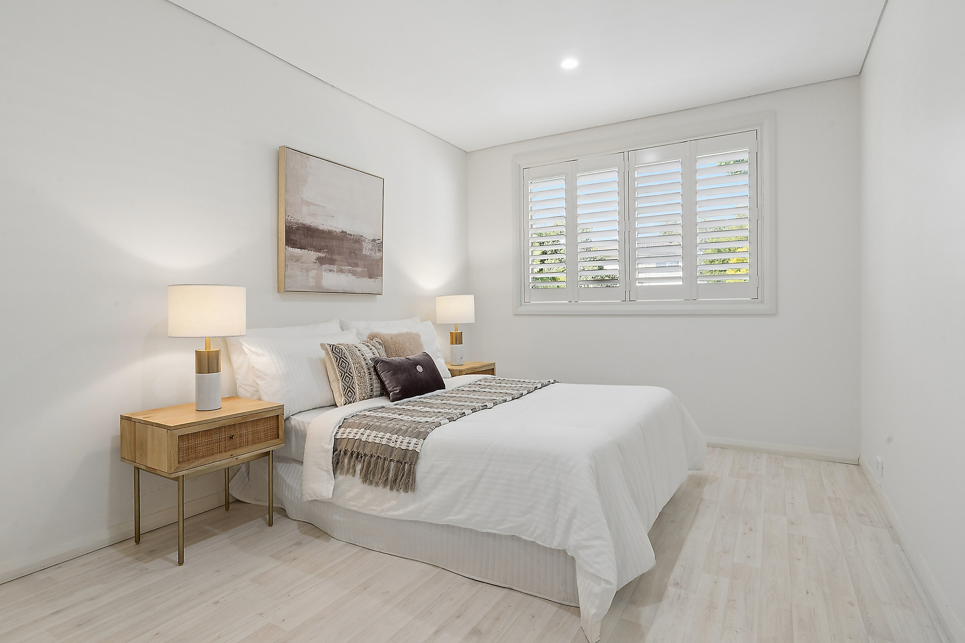 5-bedroom unit at 8 RUDD STREET, East Ryde NSW 2113, Ryde, New South Wales