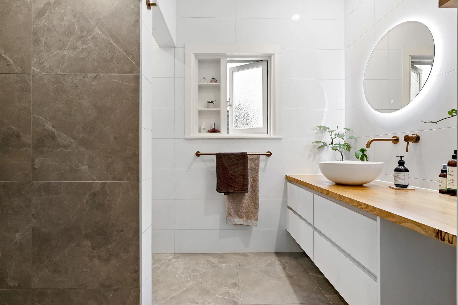 1-bedroom unit at 2 K7 HIGH STREET, WINDSOR VIC 3181, Stonnington, Victoria