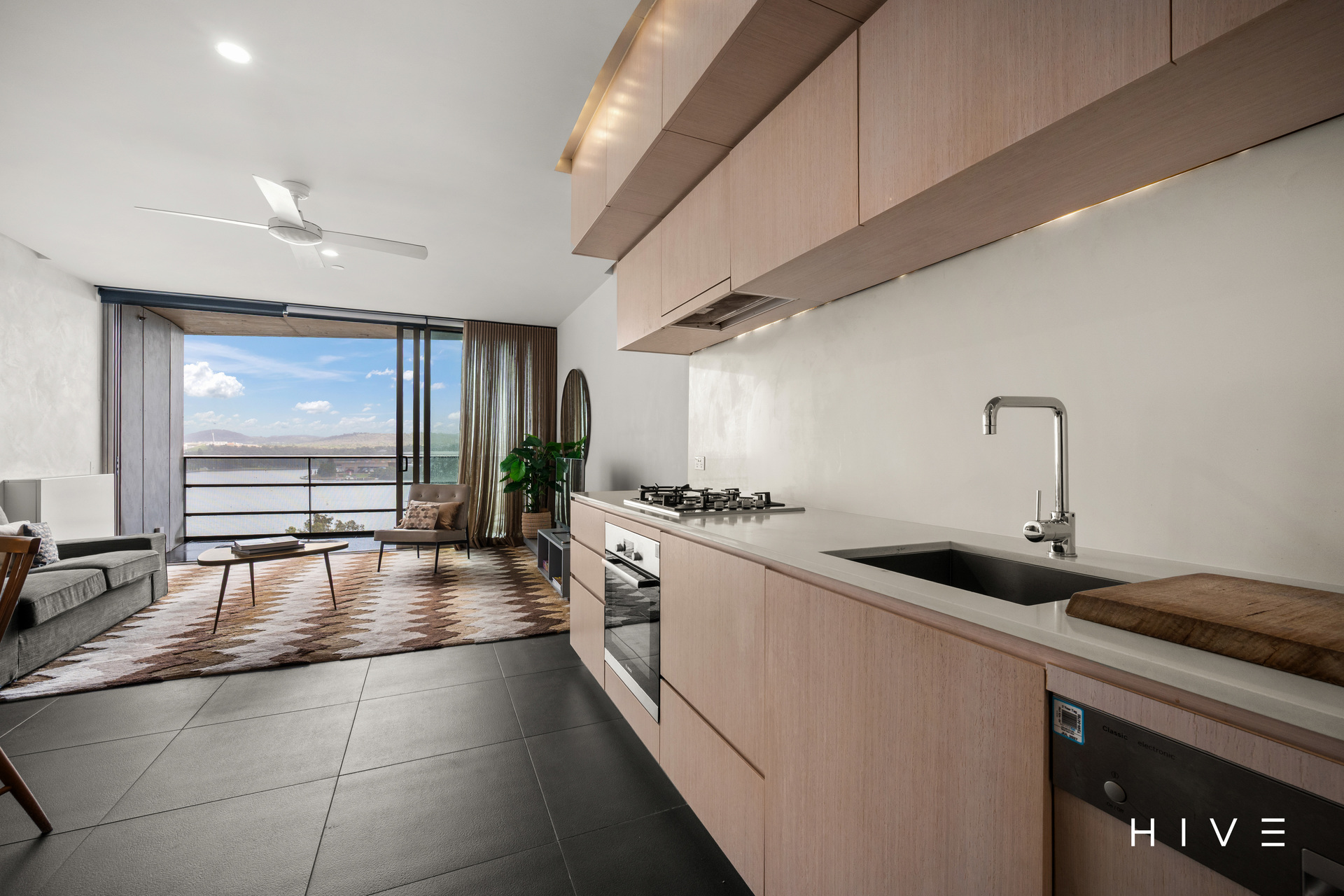 809/25 Edinburgh Avenue, City, Act, 2601 - Image 4