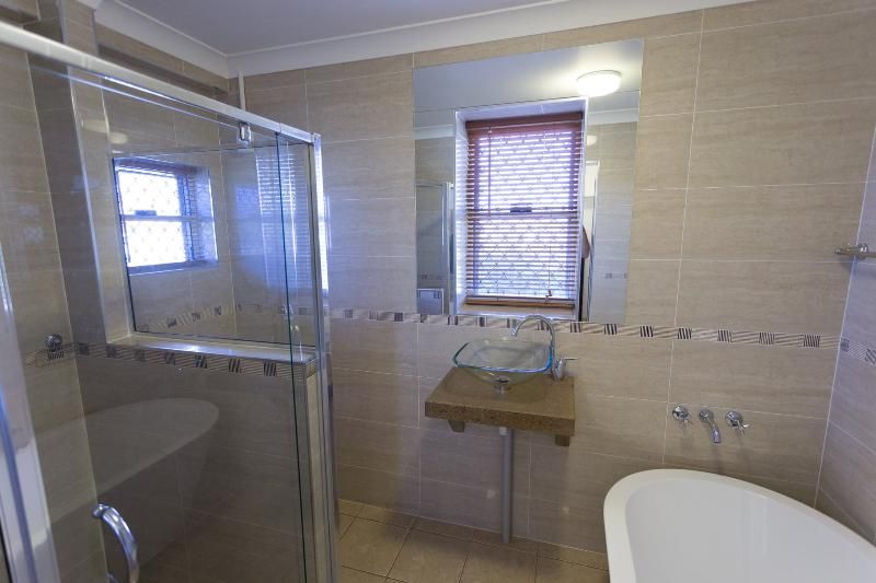 7 And 9 Riverview Terrace, Mount Isa, Qld, 4825 - Image 9