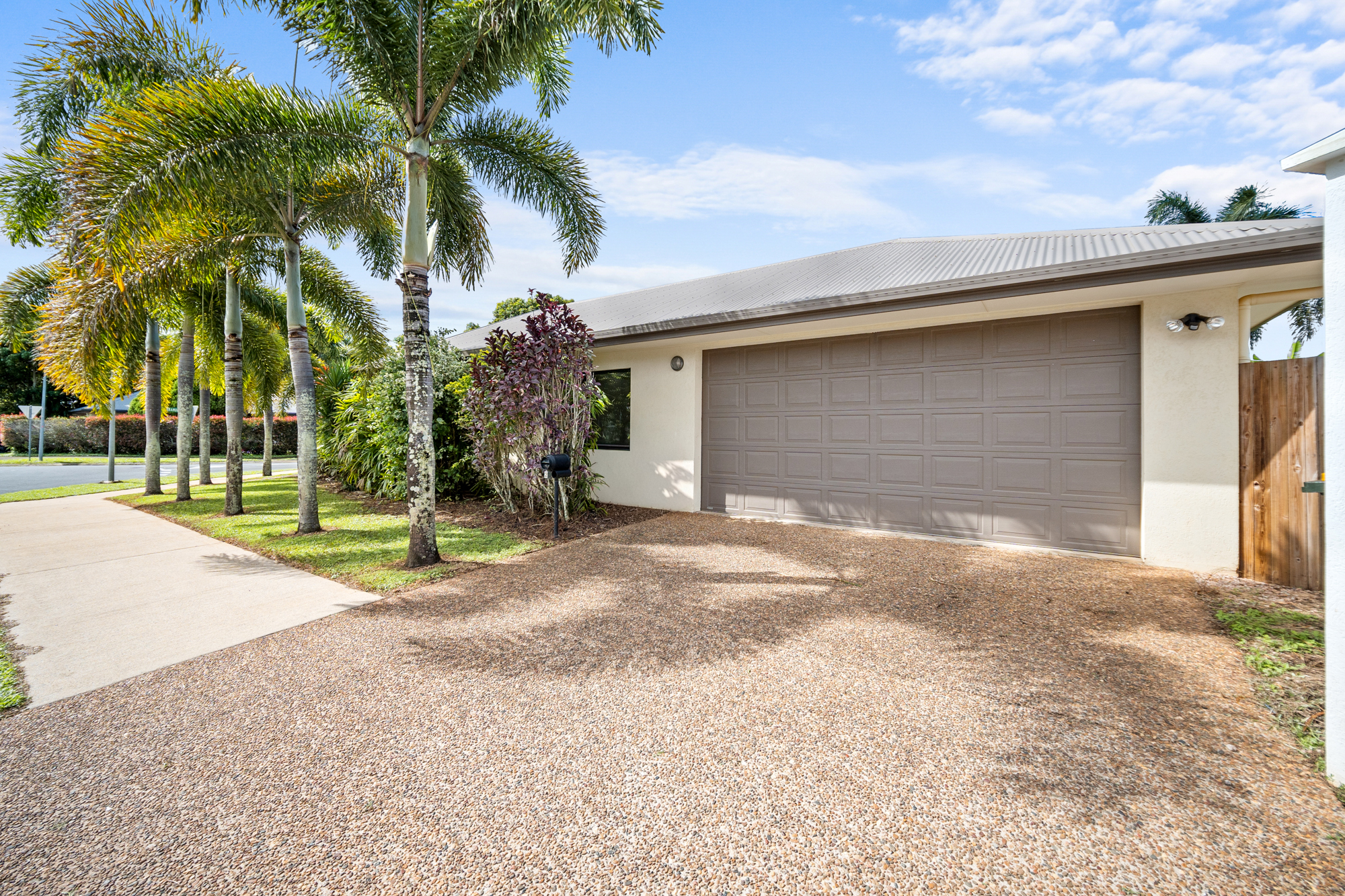2 BARRAMULLA CLOSE, Edmonton QLD 4869 - Image 2