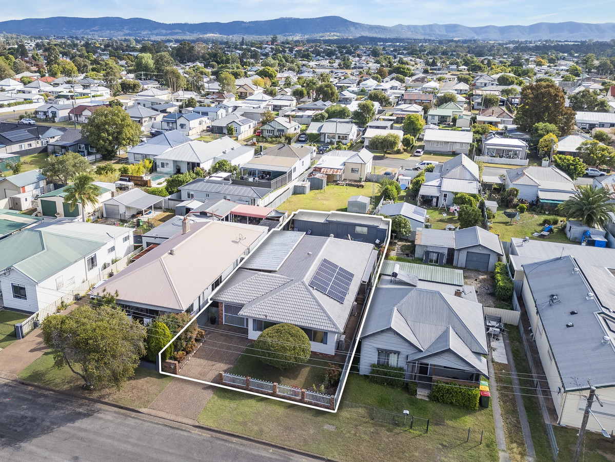 3-bedroom house at 35 ELIZABETH STREET, Cessnock NSW 2325, Cessnock, New South Wales