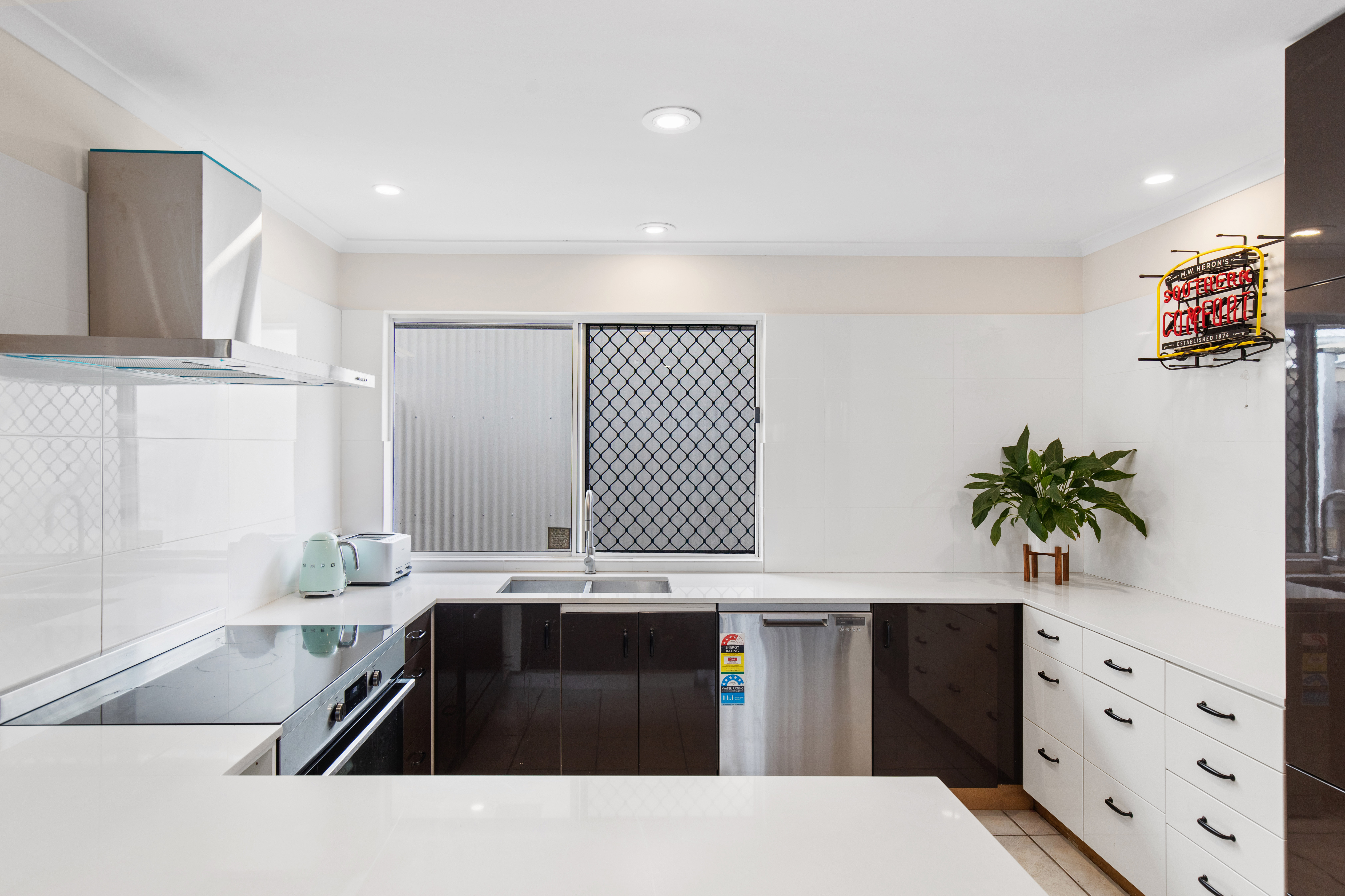3 Naturi Street, Noosa Heads, QLD 4567 - Image 1