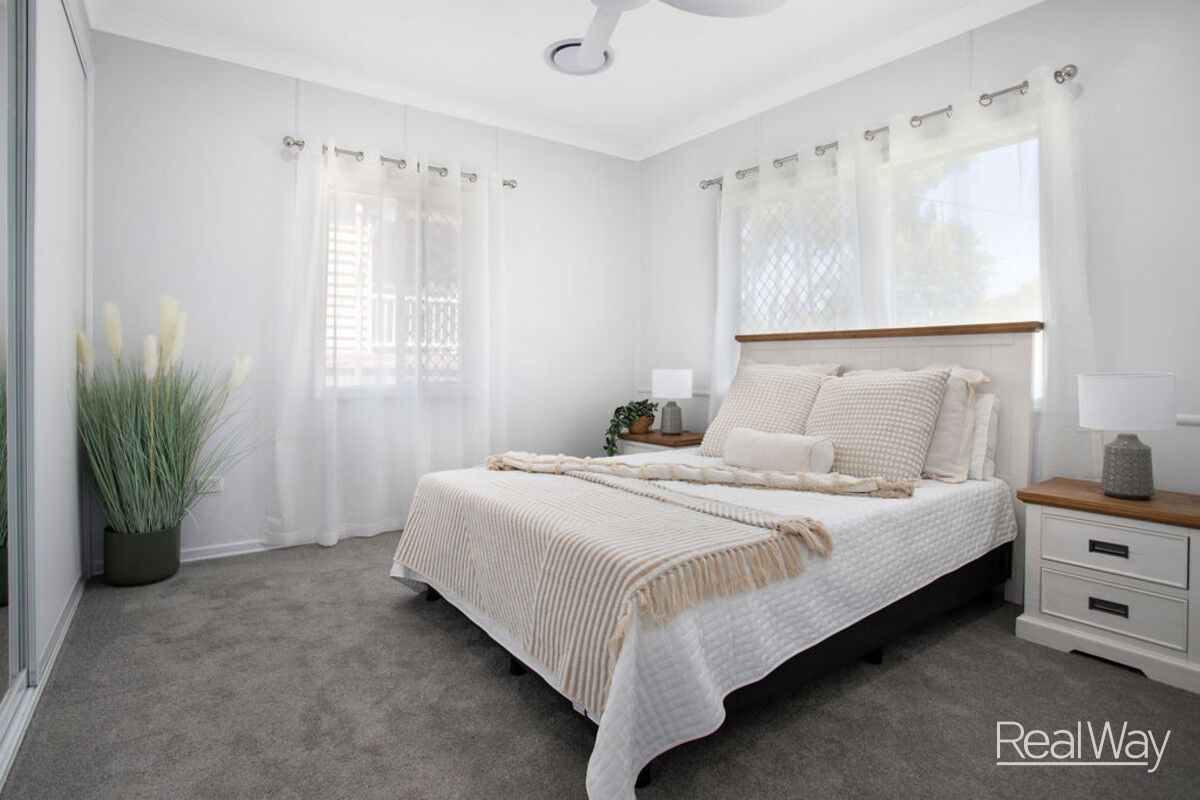 10 Green Street, Booval, QLD 4304 - Image 3