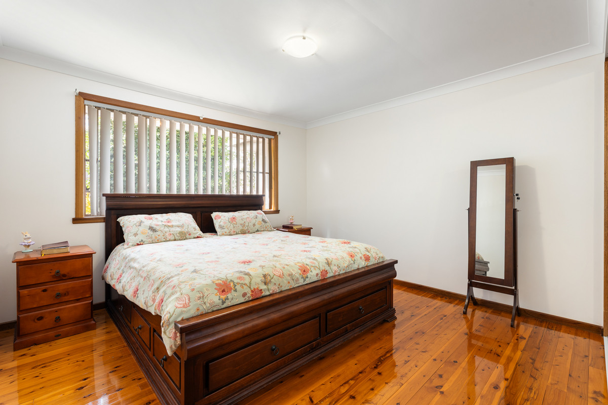8 BARRYMOUNT CRESCENT, Mount Lofty QLD 4350 - Image 9