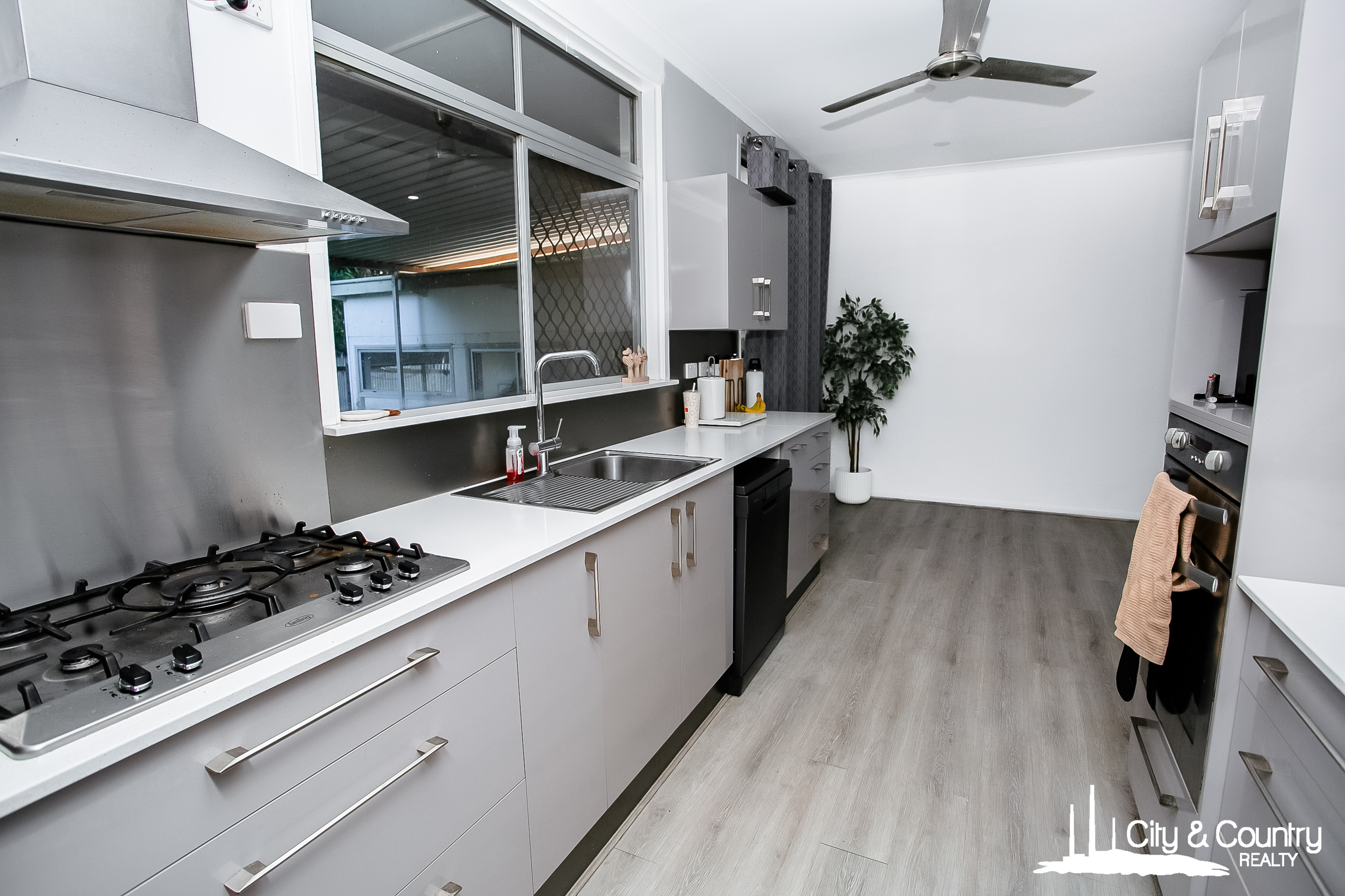 3 MADANG STREET, Soldiers Hill QLD 4825 - Image 9
