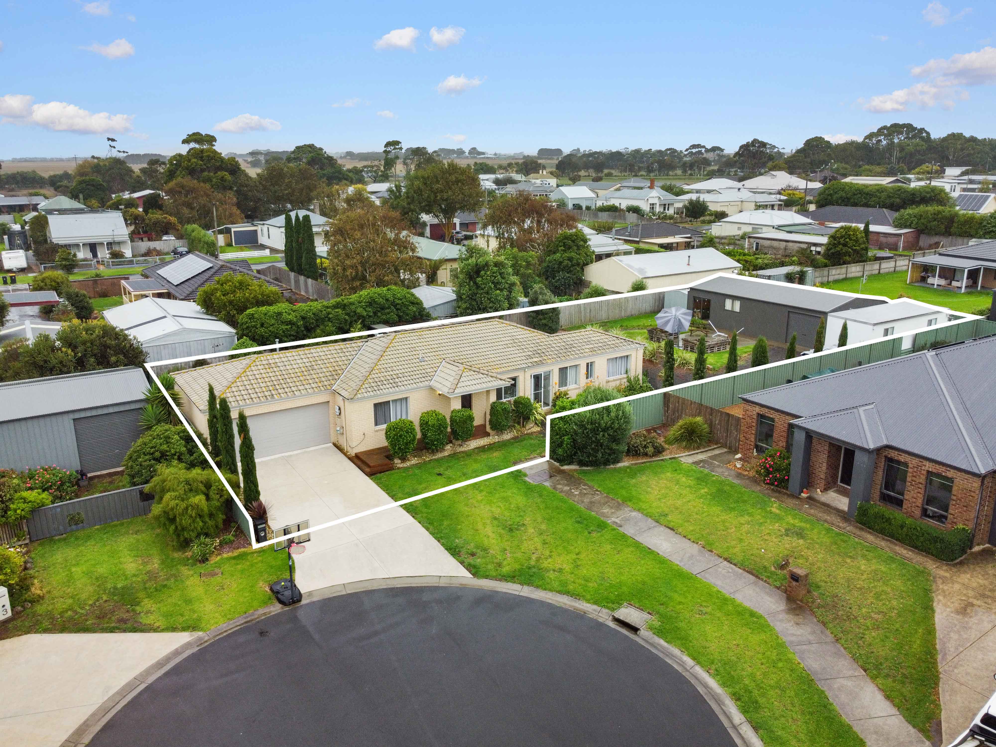 3-bedroom house at 5 LAFFAN COURT, Koroit VIC 3282, Moyne, Victoria