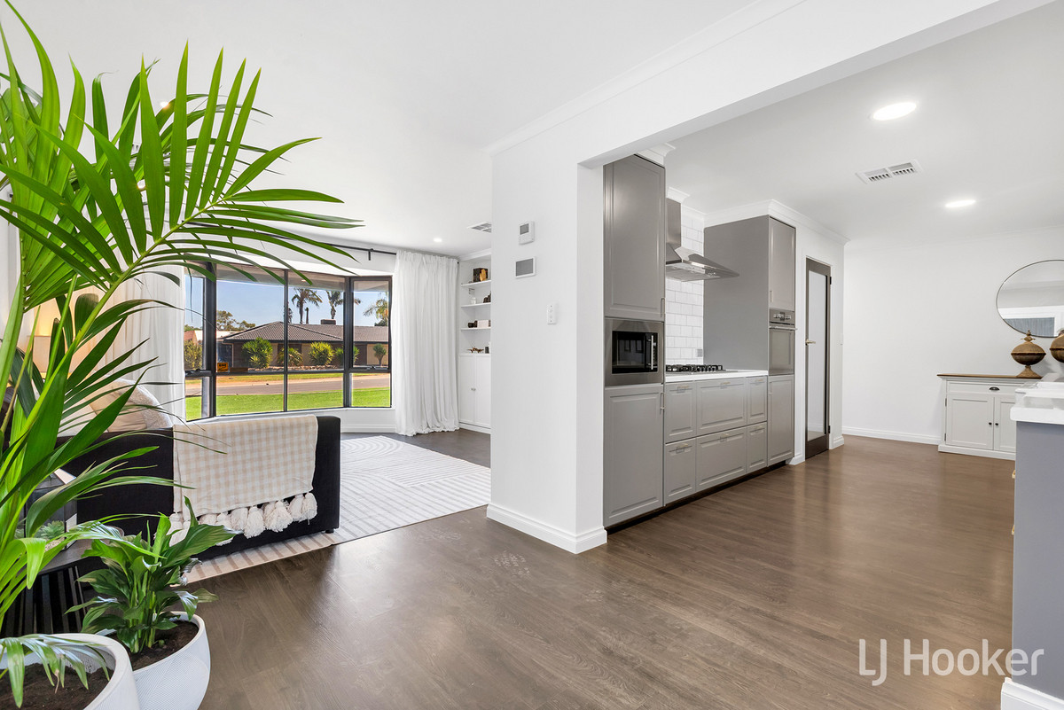 41 Gooronga Drive, Craigmore, SA 5114 - Image 3
