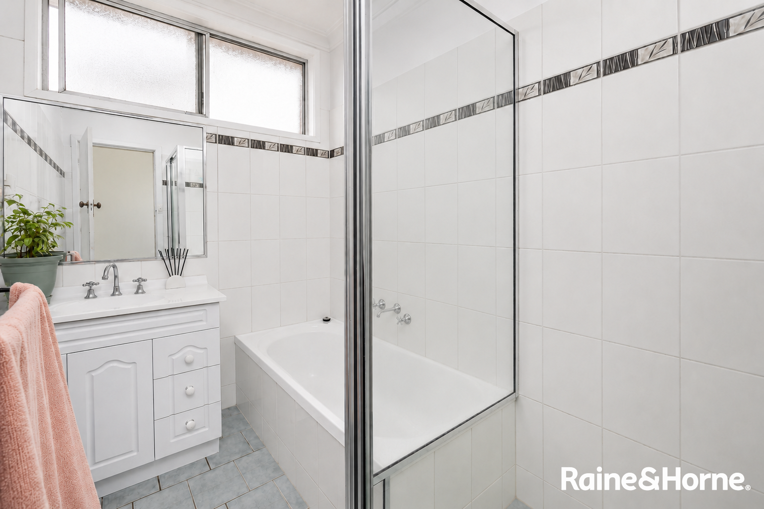3 Acacia Street, Kooringal, NSW 2650 - Image 8