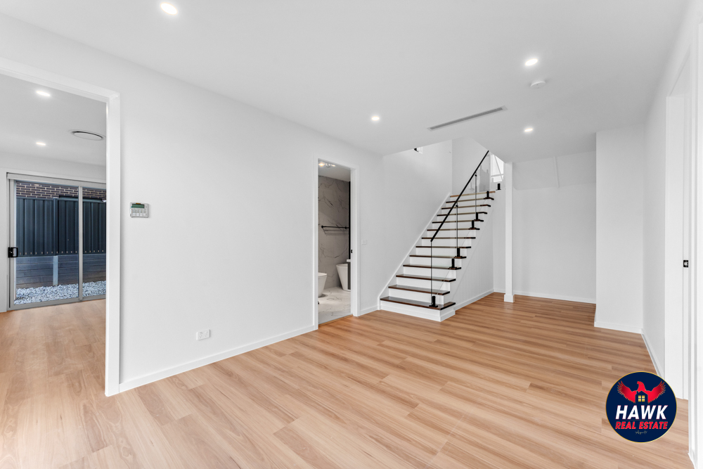 20 Crispin Grove, Googong, Nsw, 2620 - Image 1