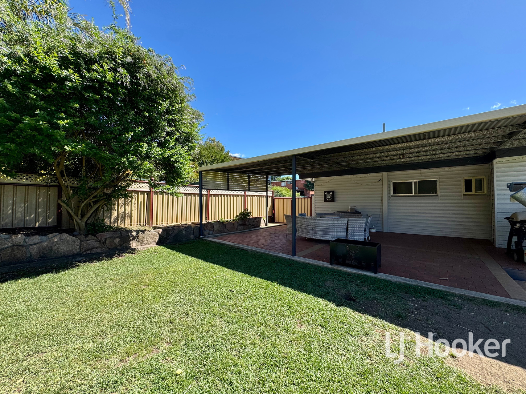 38 Harland Street, Inverell, NSW 2360 - Image 2