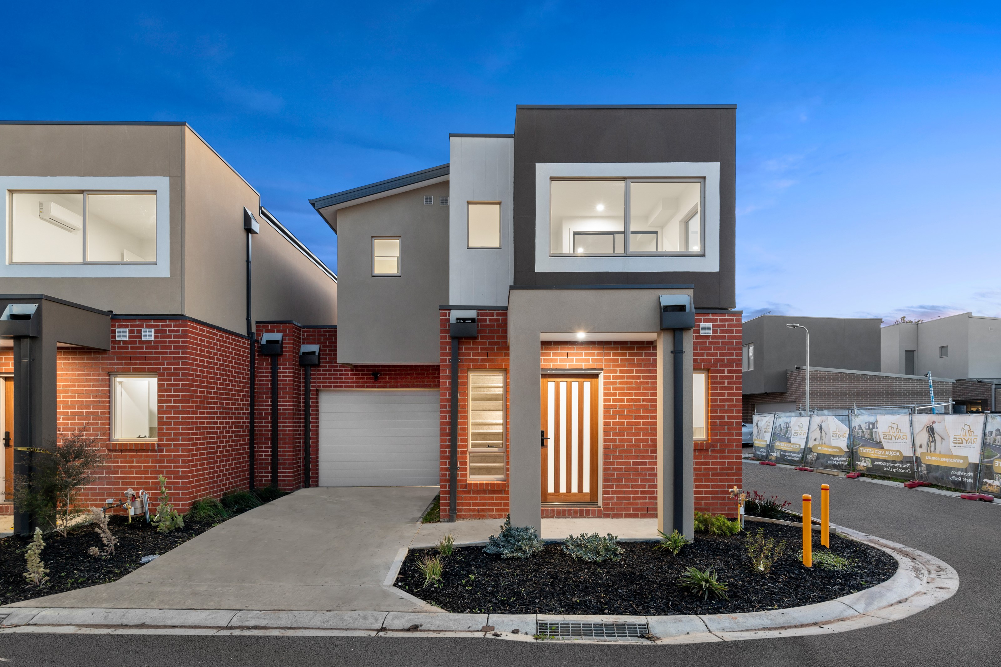 3-bedroom unit at 17 Tiger Way, Officer, VIC 3809, Cardinia, Victoria