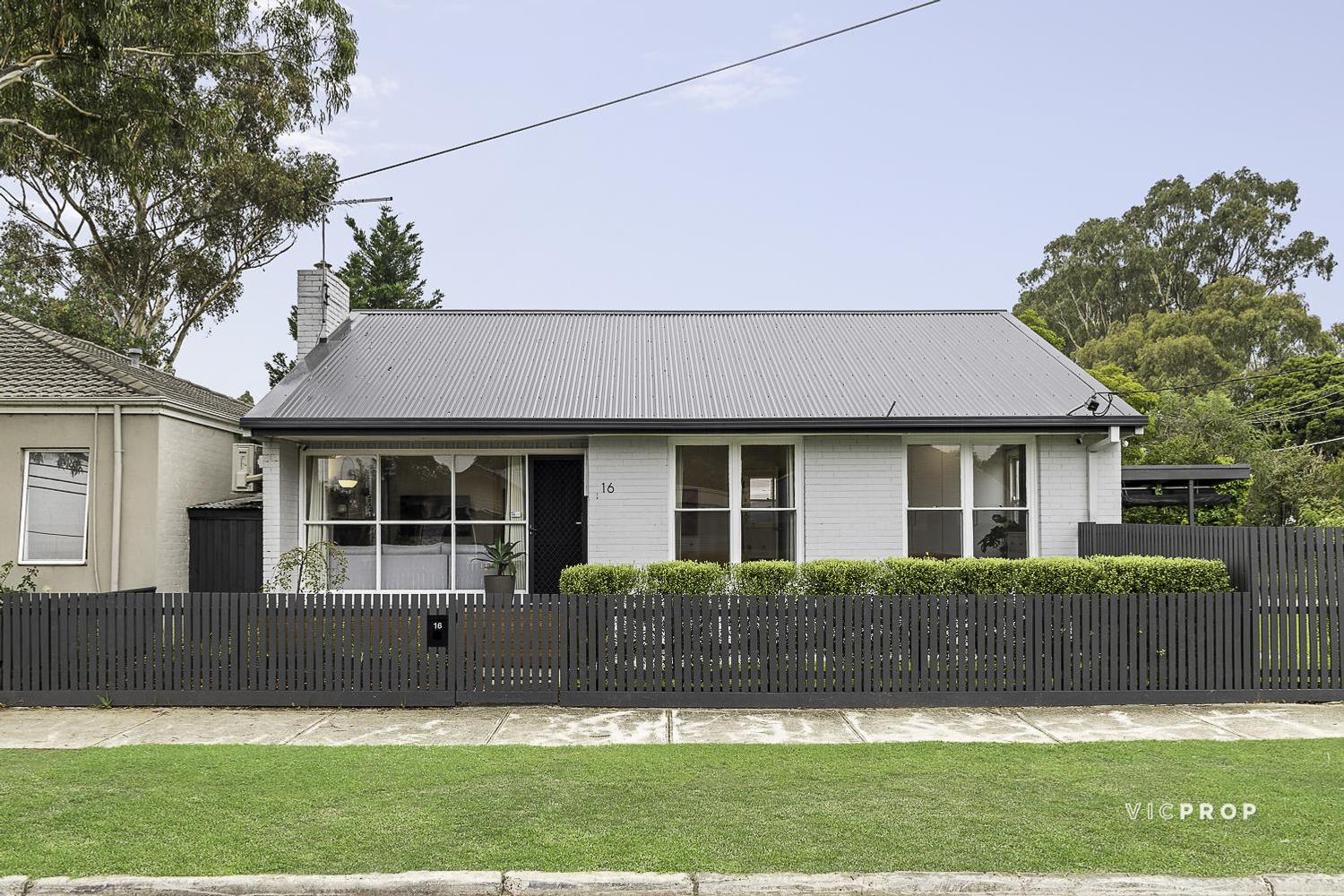 3-bedroom house at 16 Pacific Drive, Heidelberg West, VIC 3081, Banyule, Victoria