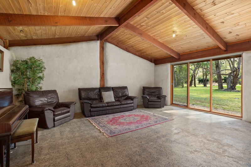 4 WOODLAND CLOSE, Bittern VIC 3918 - Image 2