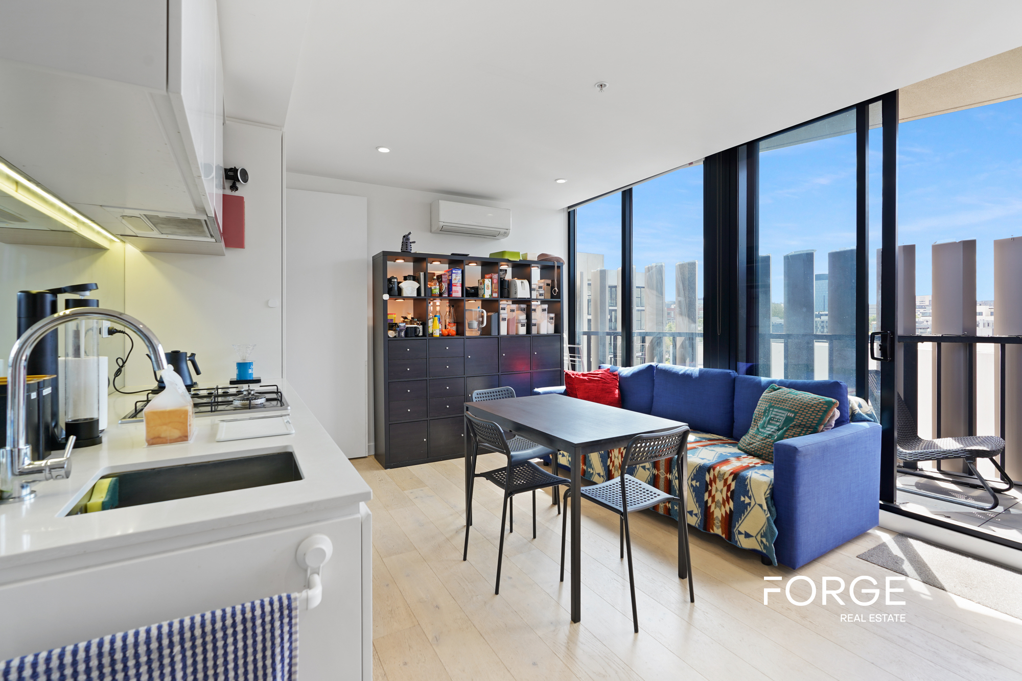 604/130 Dudley Street, West Melbourne, Vic, 3003 - Image 1