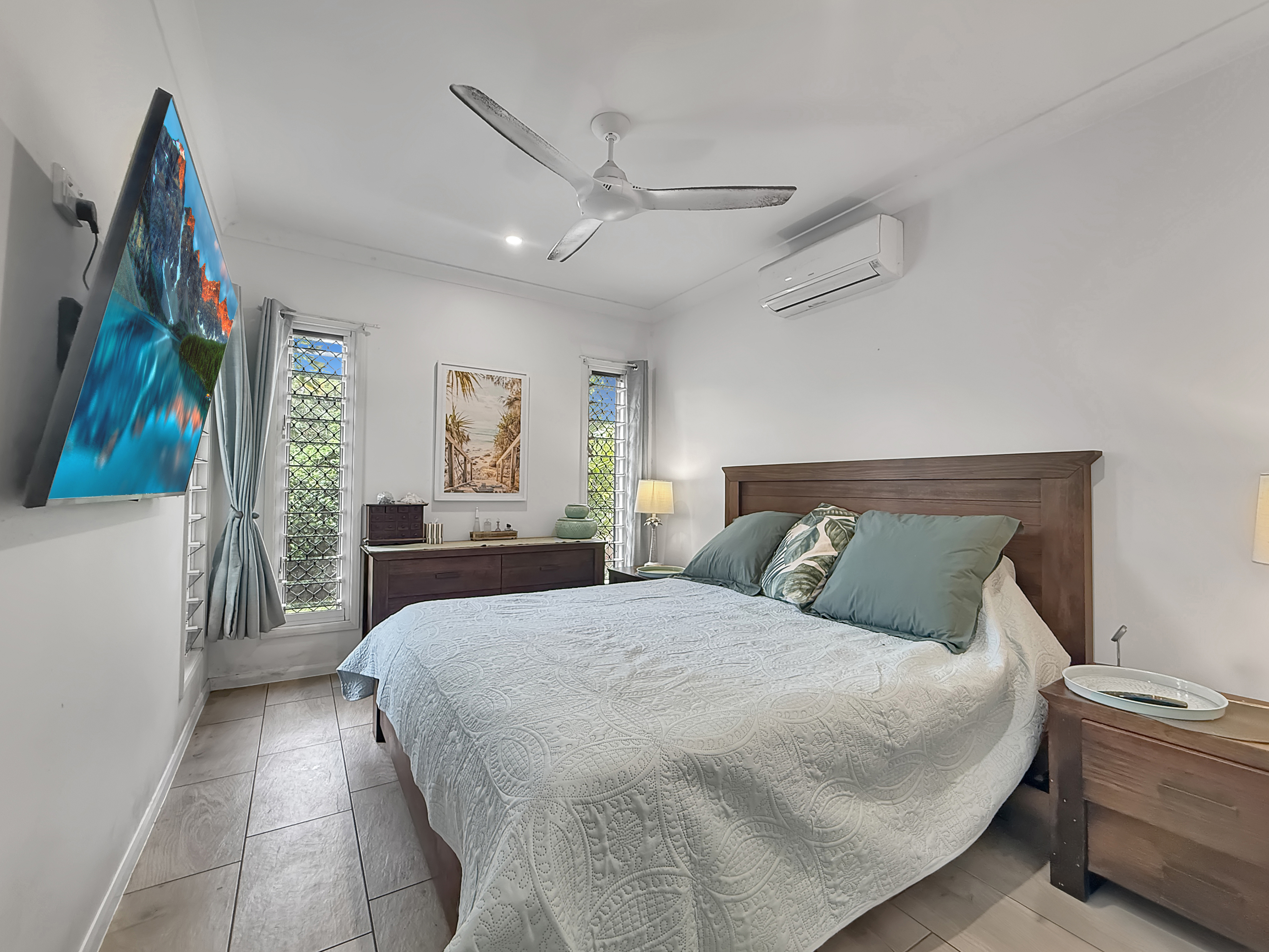 16 Spinnaker Street, South Mission Beach, QLD 4852 - Image 10