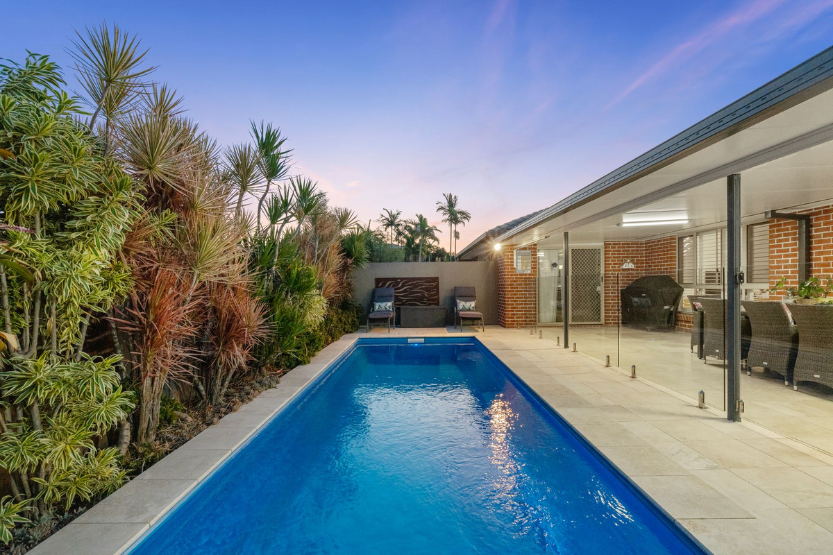 5 Gunsynd Drive, Dakabin, QLD 4503 - Image 2