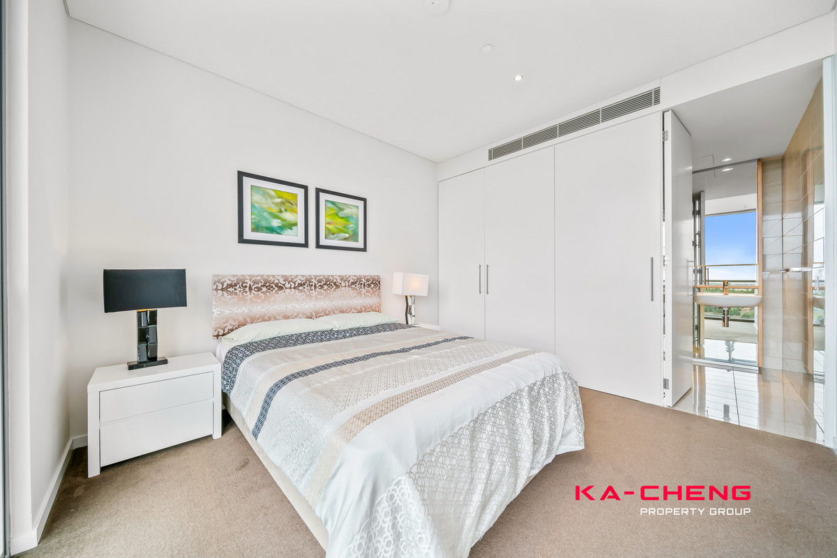 APARTMENT 1602 8 ADELAIDE TERRACE, EAST PERTH WA 6004 - Image 2