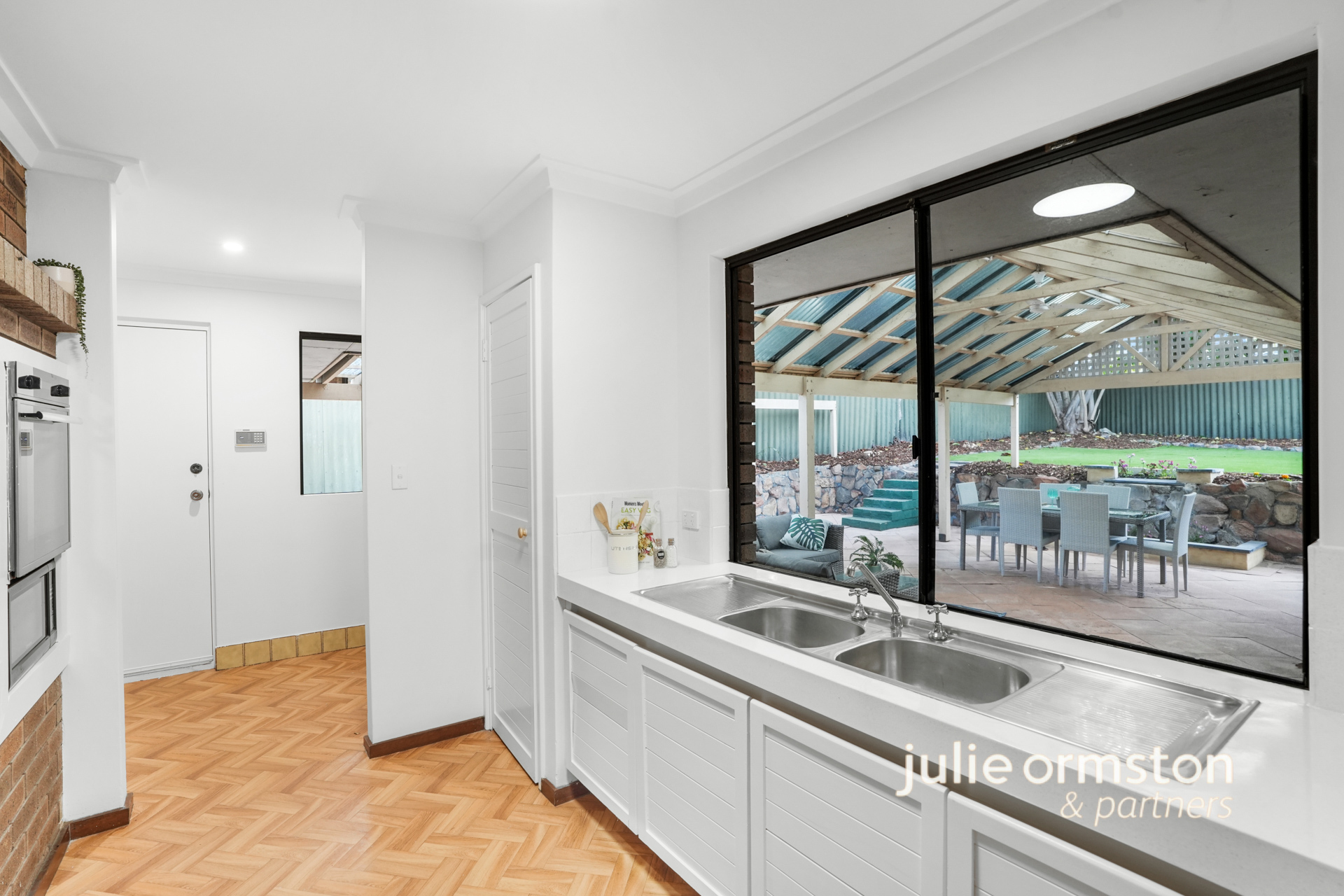 28 Calbourne Way, Kingsley, WA 6026 - Image 7