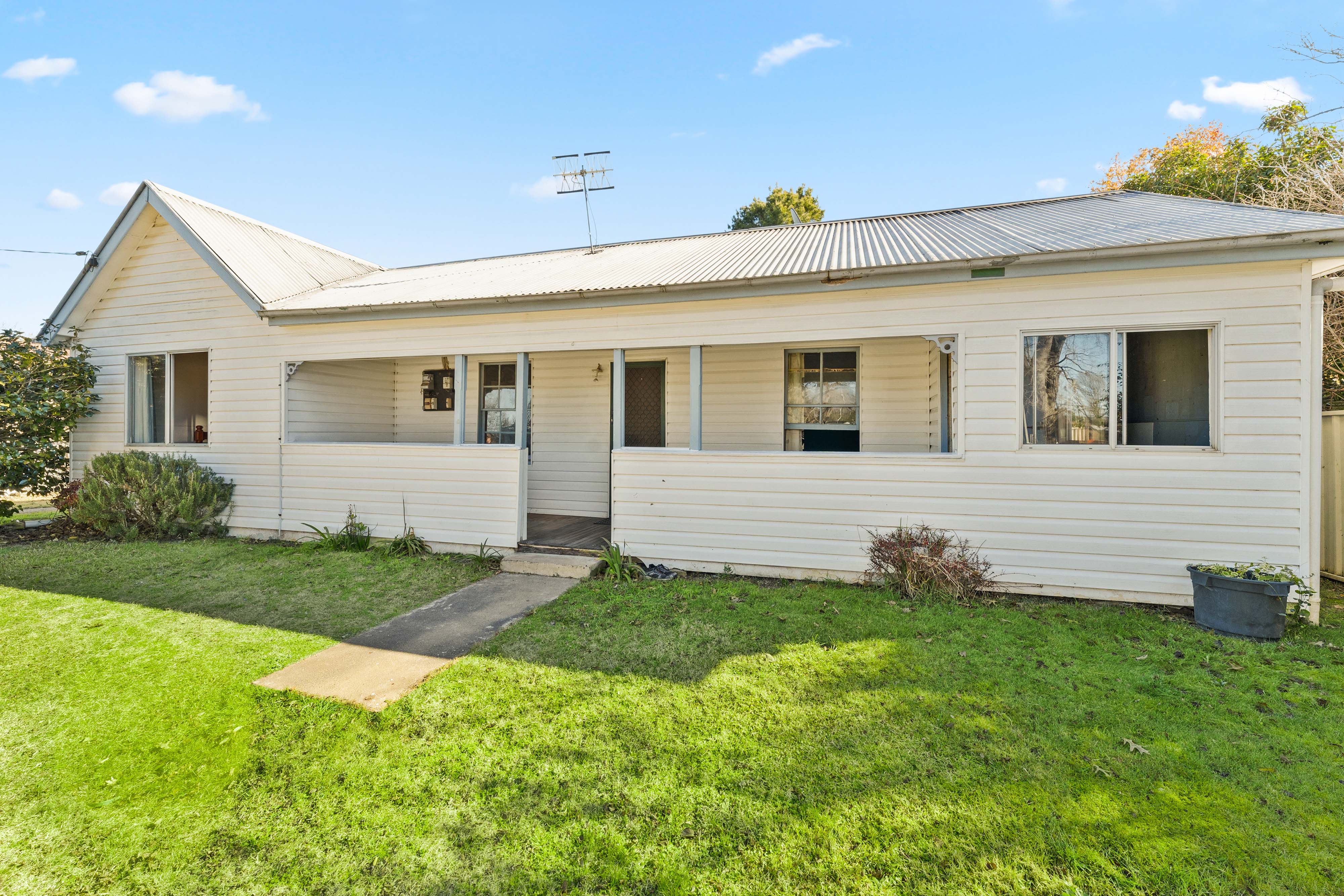 3-bedroom house at 12 Araluen Street, Braidwood, NSW 2622, Queanbeyan-Palerang, New South Wales