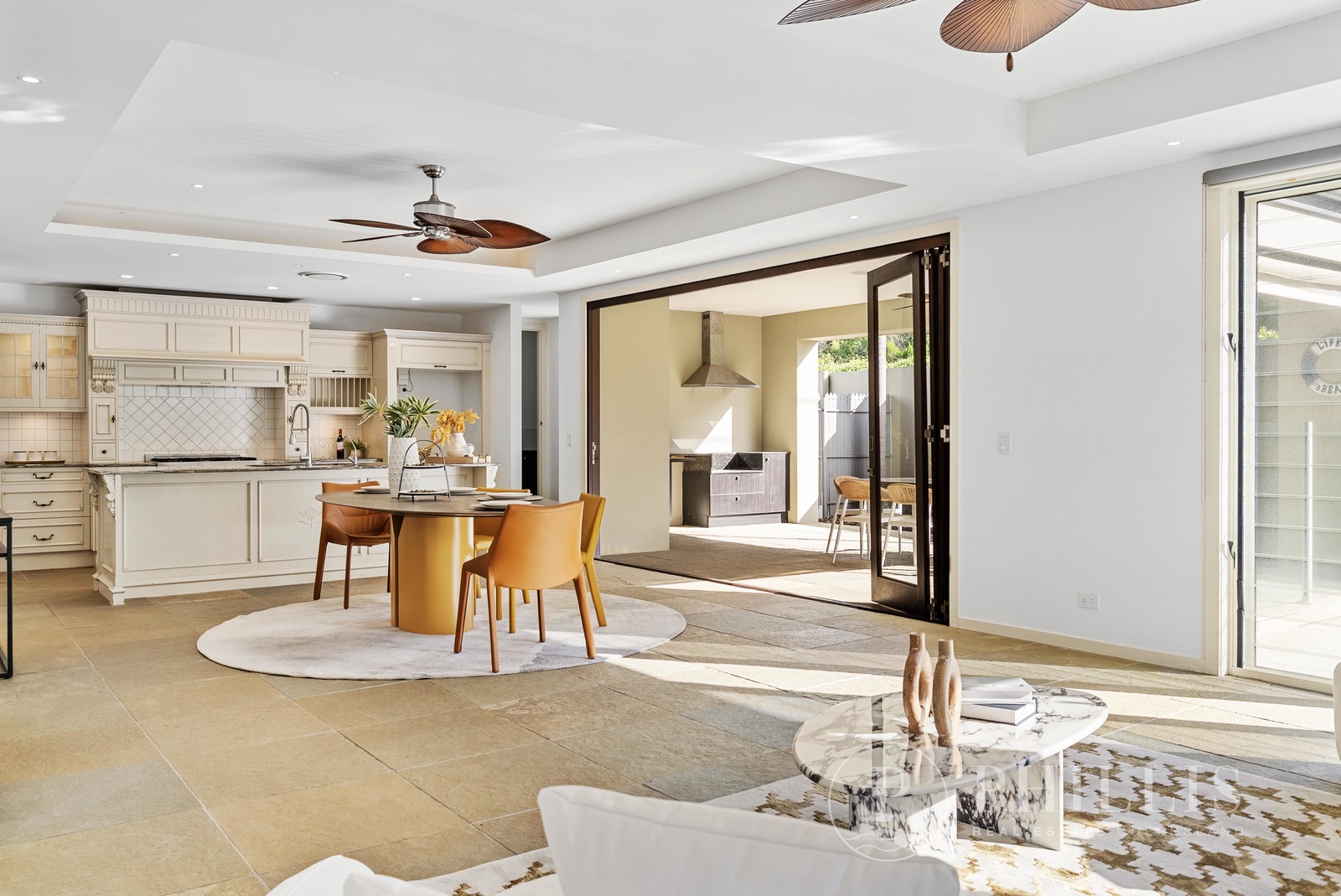 104 COMPASS DRIVE, Biggera Waters QLD 4216 - Image 10