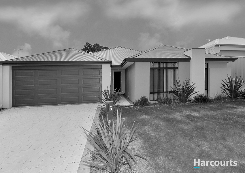 5 Dundee Way, Meadow Springs, WA 6210 - Image 1