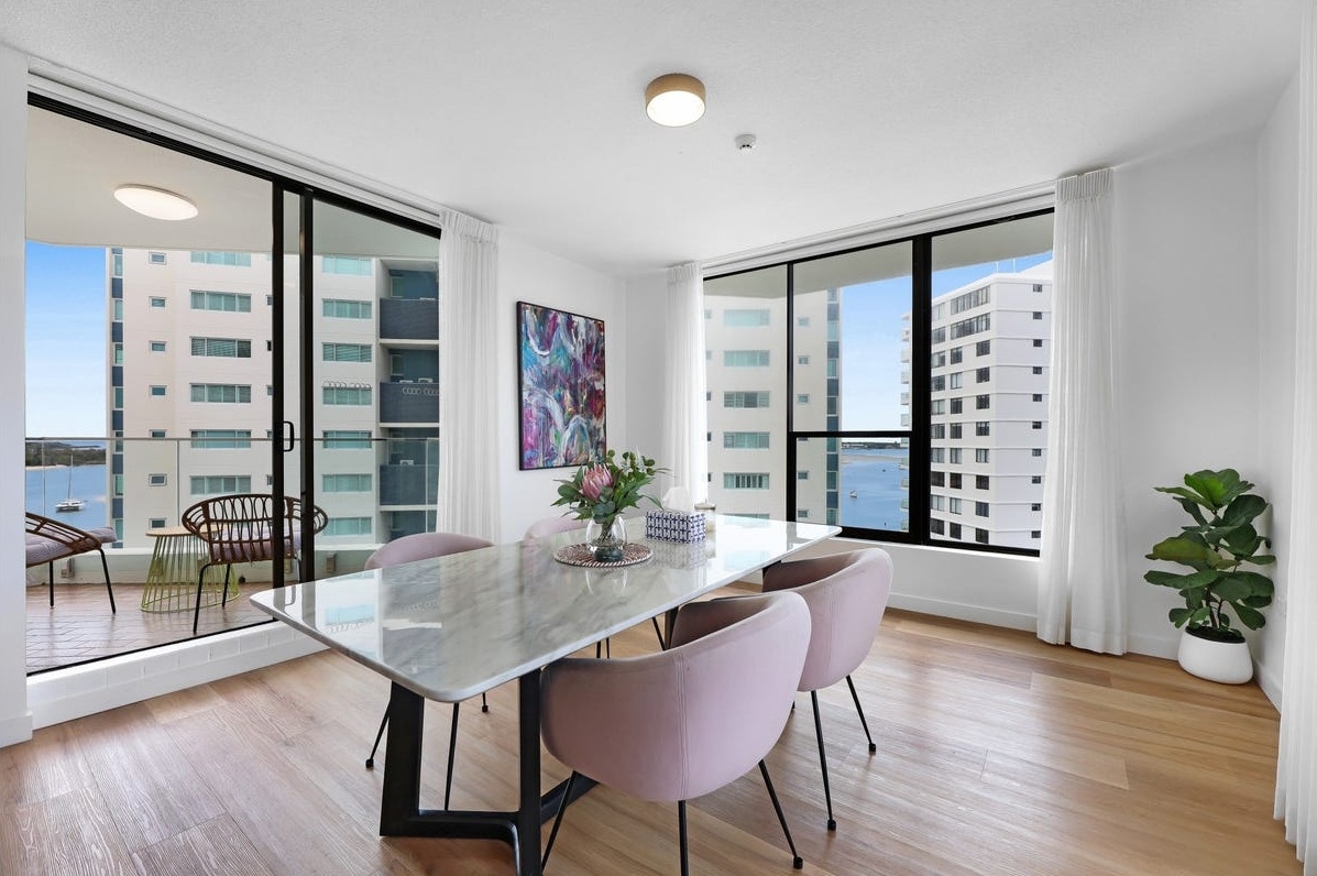 804/41 Labrador Street, Labrador, Qld, 4215 - Image 2