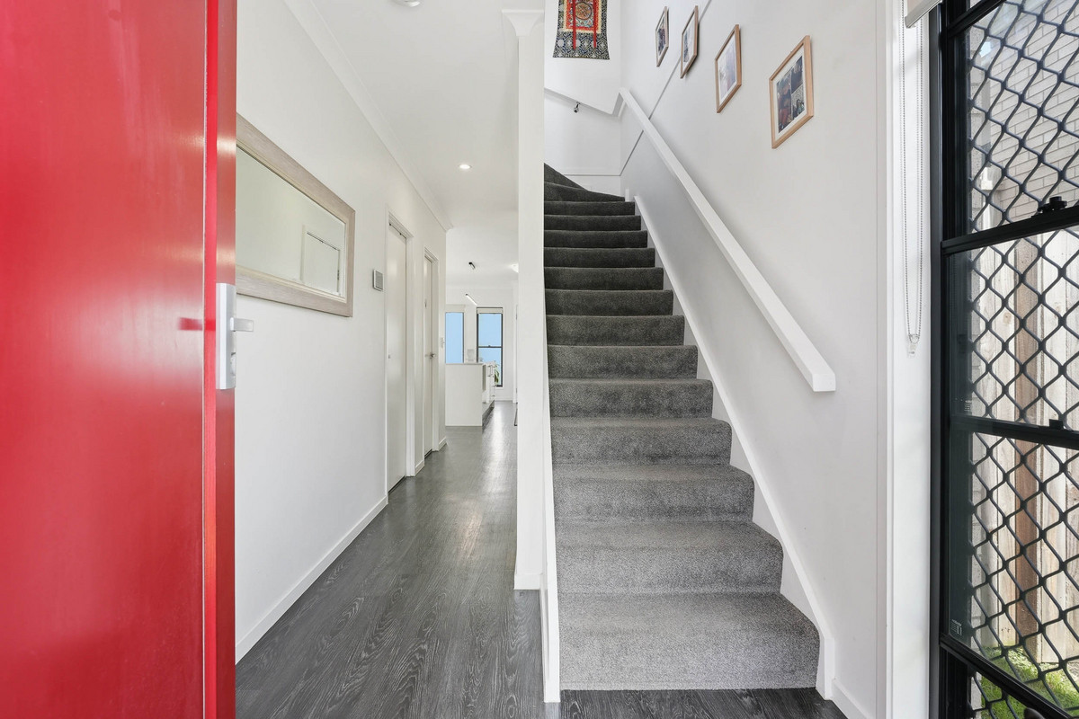 19 Boston Street, Spring Mountain, QLD 4300 - Image 8