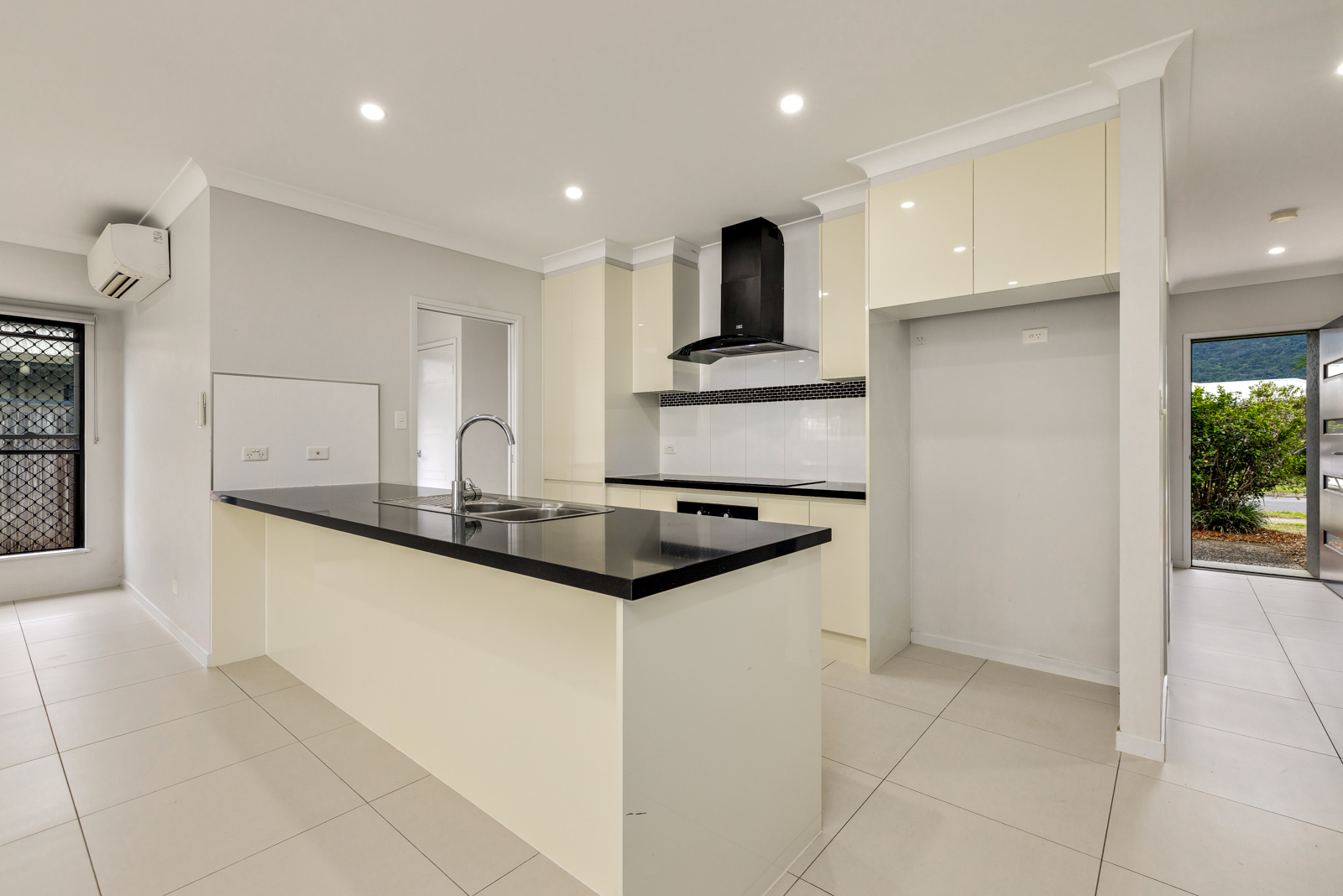22 Bulleringa Loop, Mount Peter, QLD 4869 - Image 3