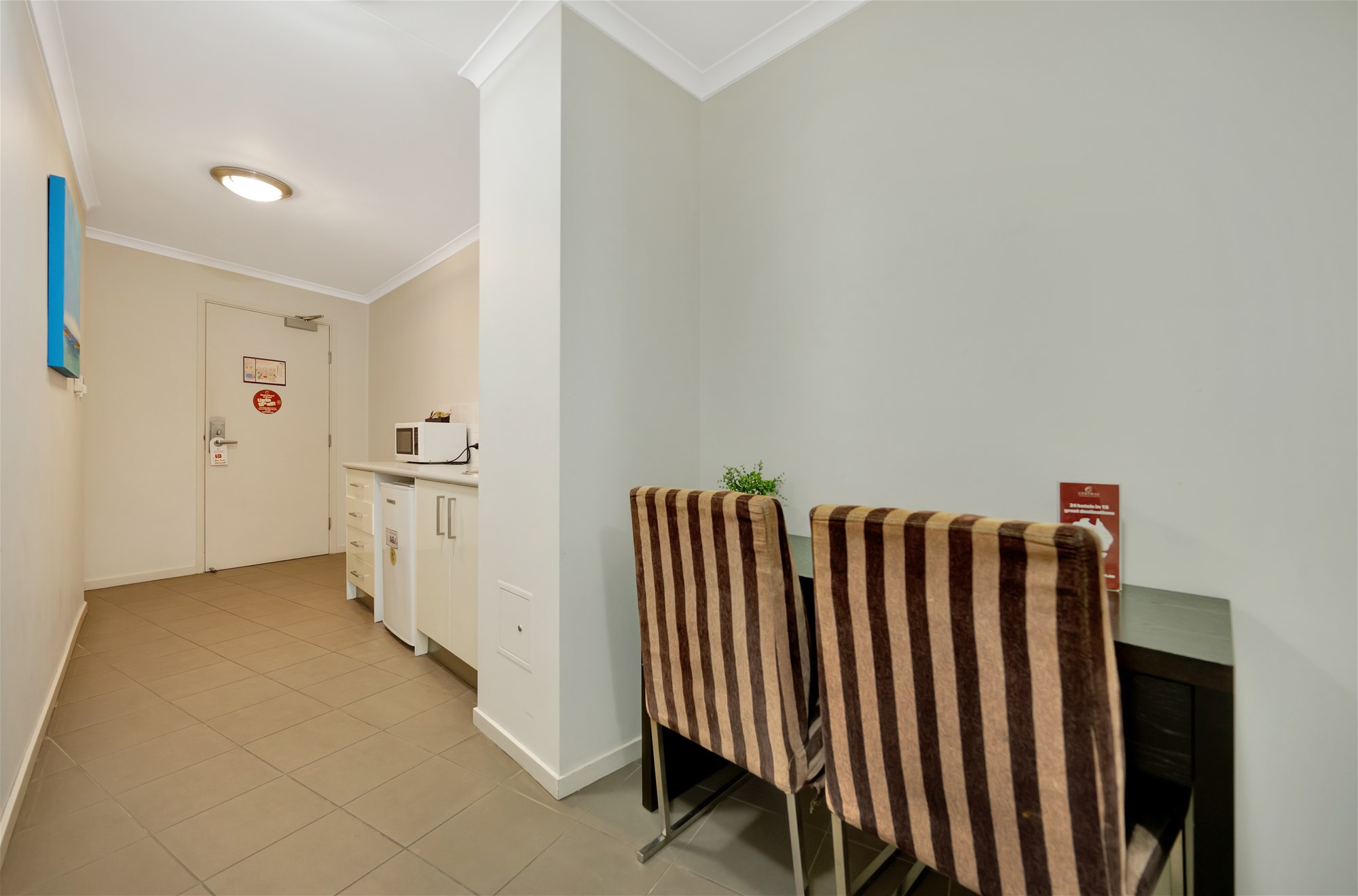 UNIT 204 66 OAKA LANE, Gladstone Central QLD 4680 - Image 8