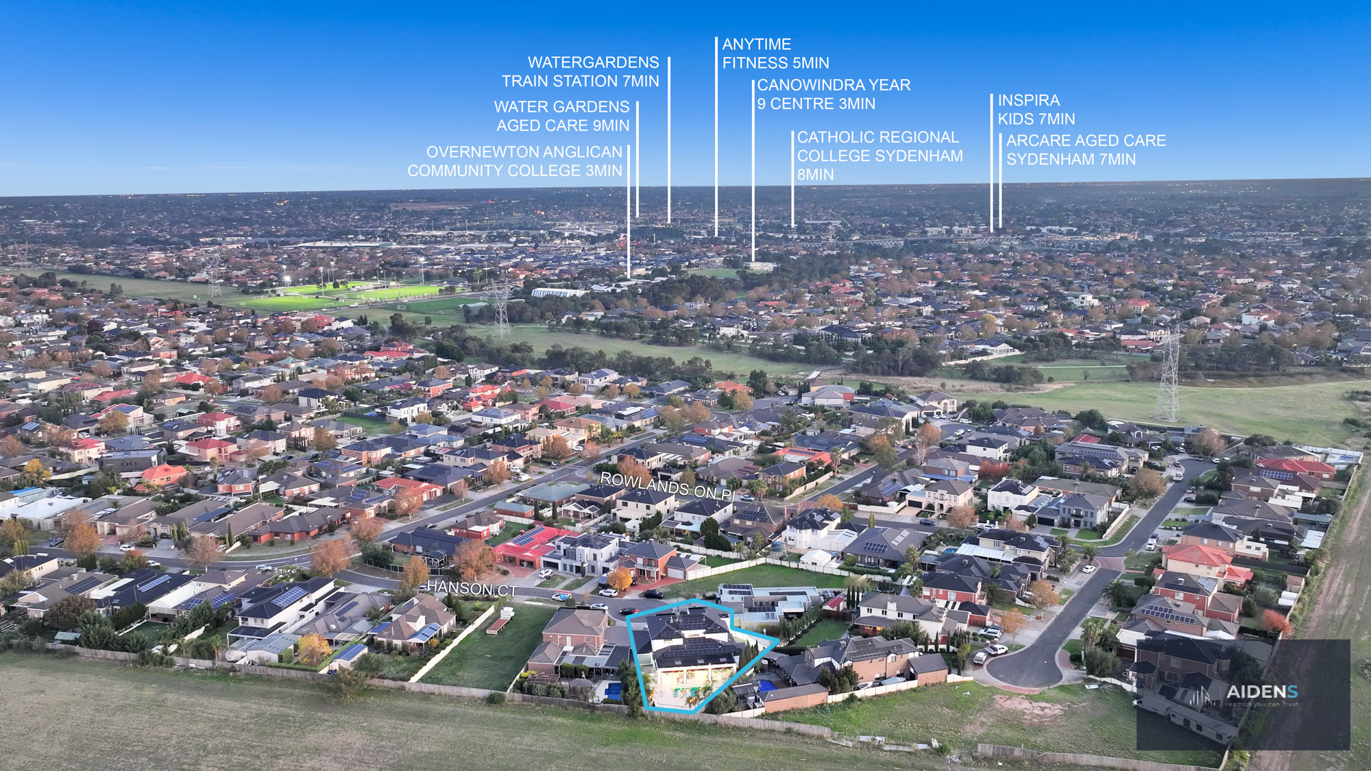 8 HANSON COURT, Taylors Lakes VIC 3038 - Image 2