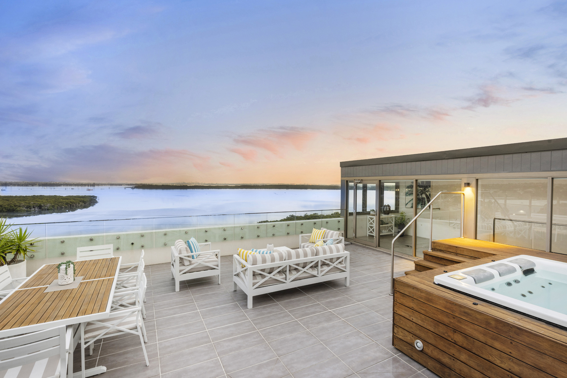 702/3 Dune Walk, Woolooware, NSW 2230 - Image 1