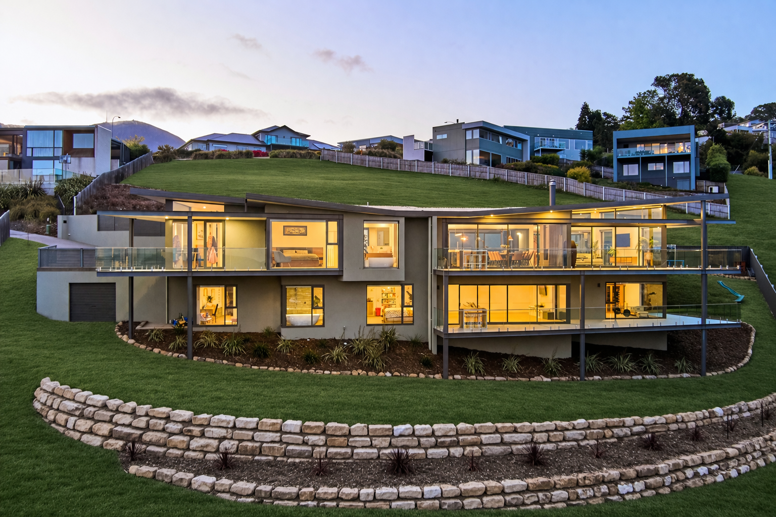 28 THELMA DRIVE, West Hobart TAS 7000 - Image 4