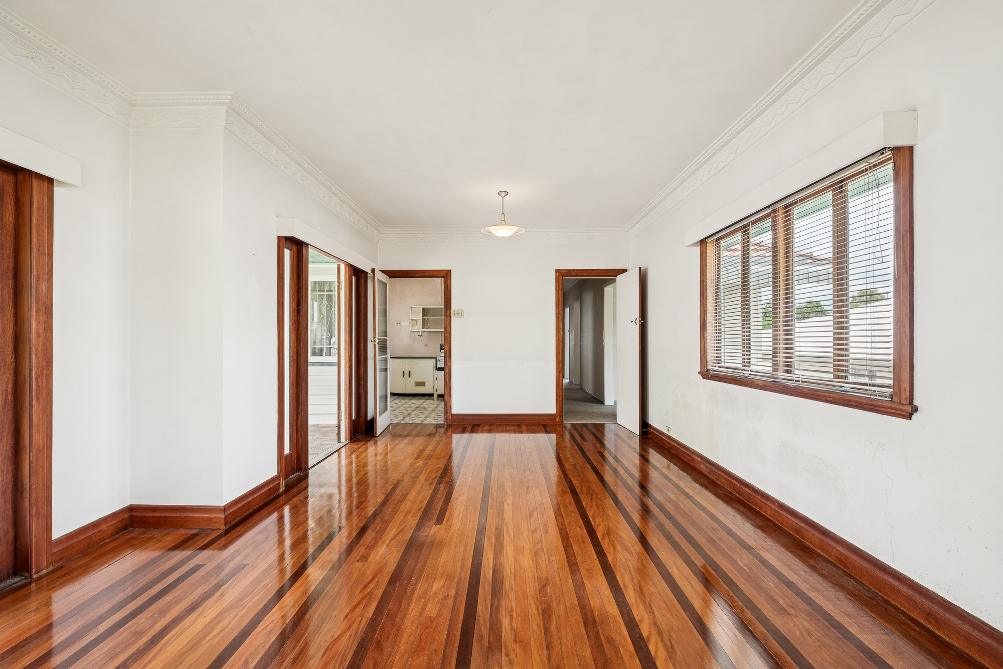 10 Essie Street, Tarragindi, Qld, 4121 - Image 4