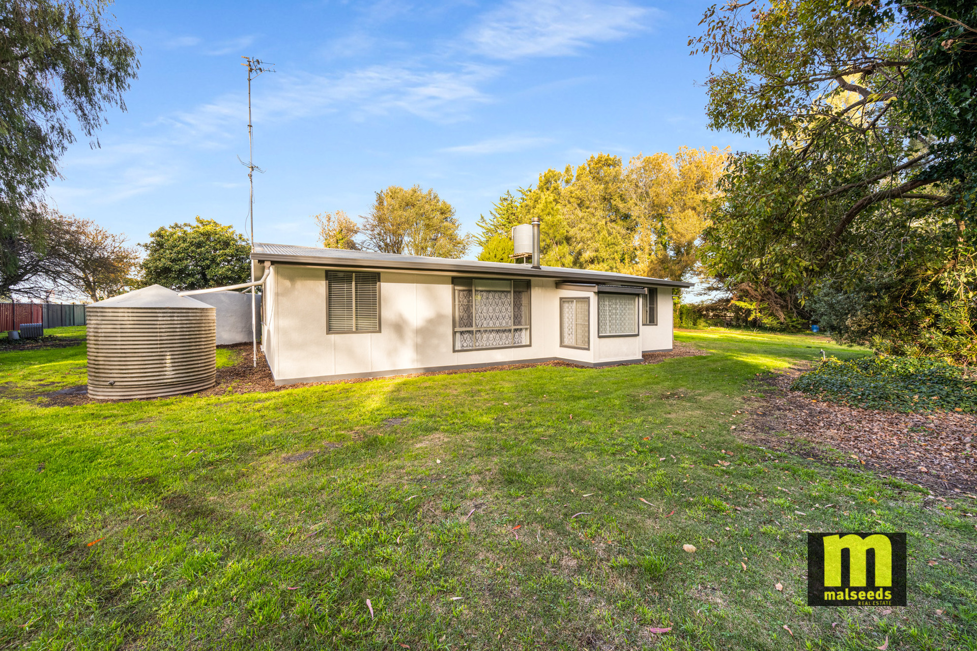 3-bedroom house at 29765 Princes Highway, Millicent, SA 5280, Wattle Range, South Australia