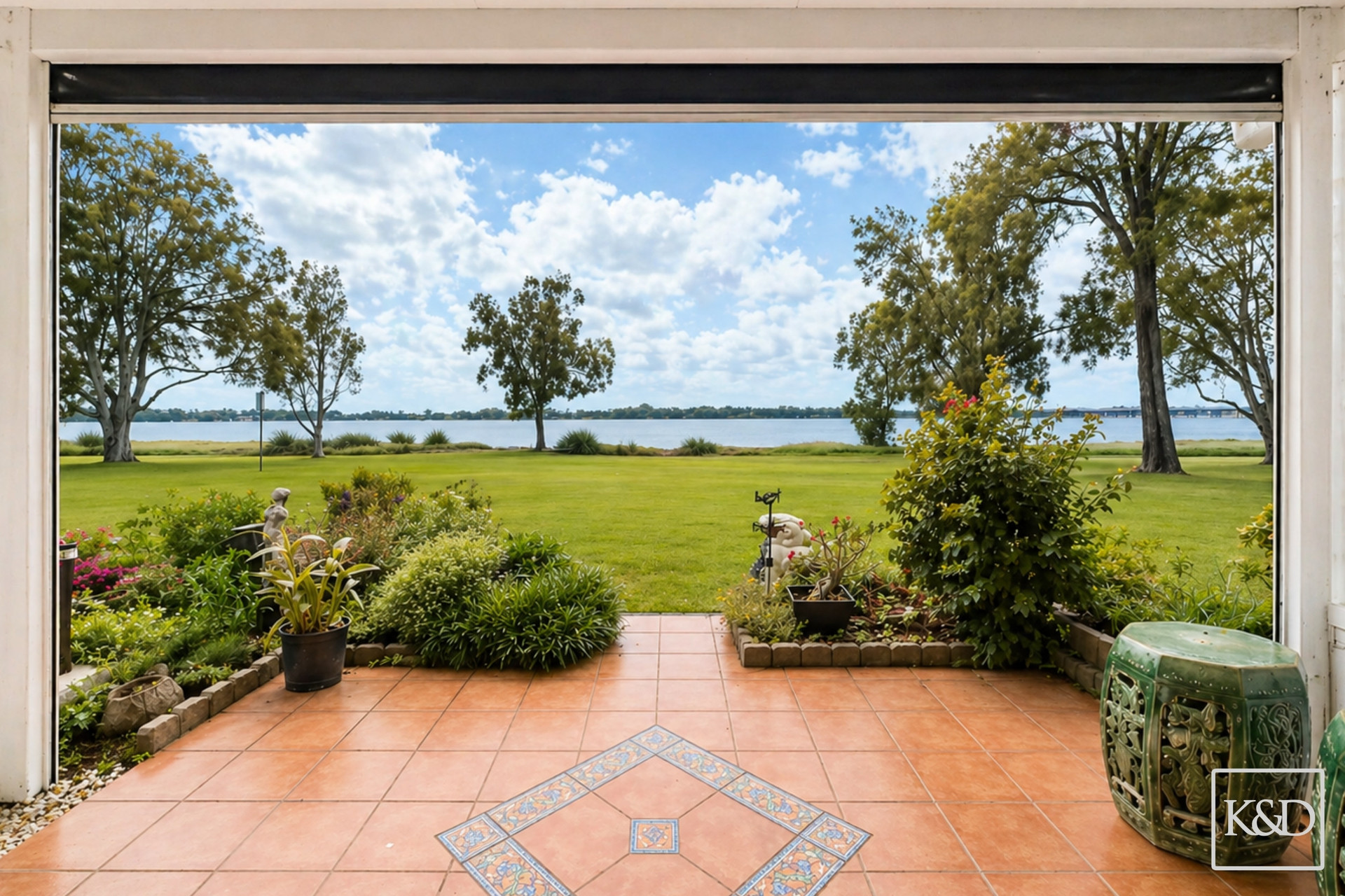 17A/16 Spinnaker Drive, Sandstone Point, Qld, 4511 - Image 1