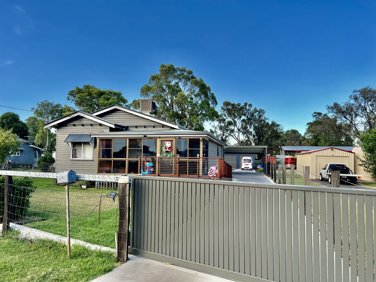 3-bedroom house at 110 KENT STREET, Oakey QLD 4401, Toowoomba, Queensland