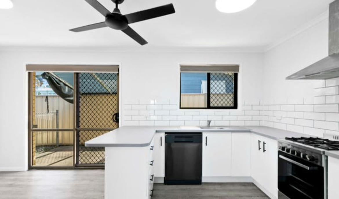 35 LIMPUS STREET, Urangan QLD 4655 - Image 1