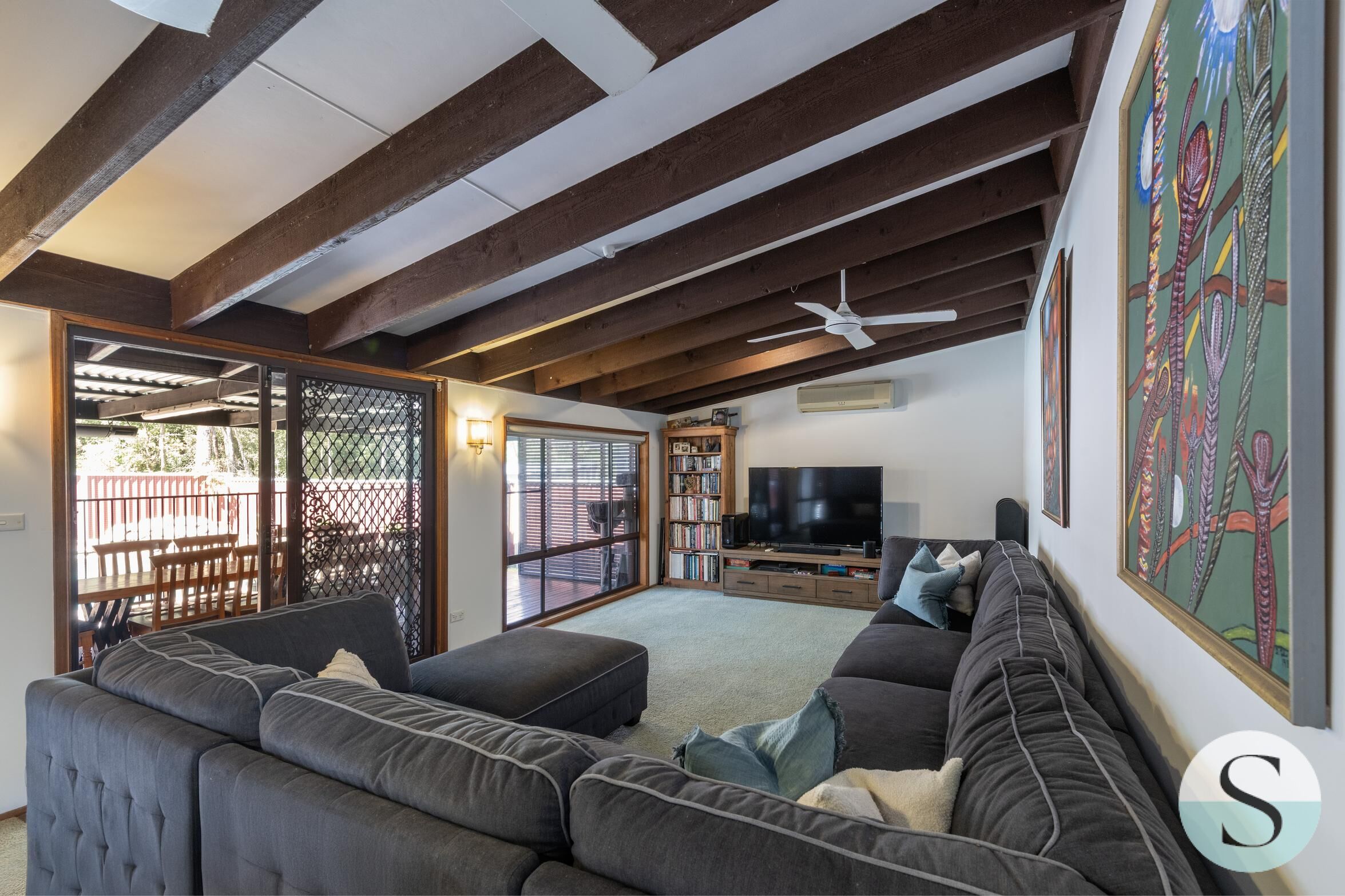 52 Cams Boulevard, Summerland Point, NSW 2259 - Image 1